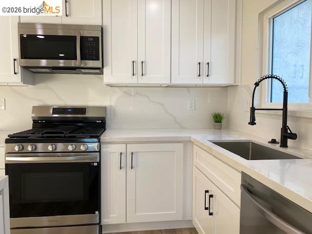 Detail Gallery Image 18 of 40 For 1832 Elkwood Dr, Concord,  CA 94519 - 3 Beds | 2 Baths