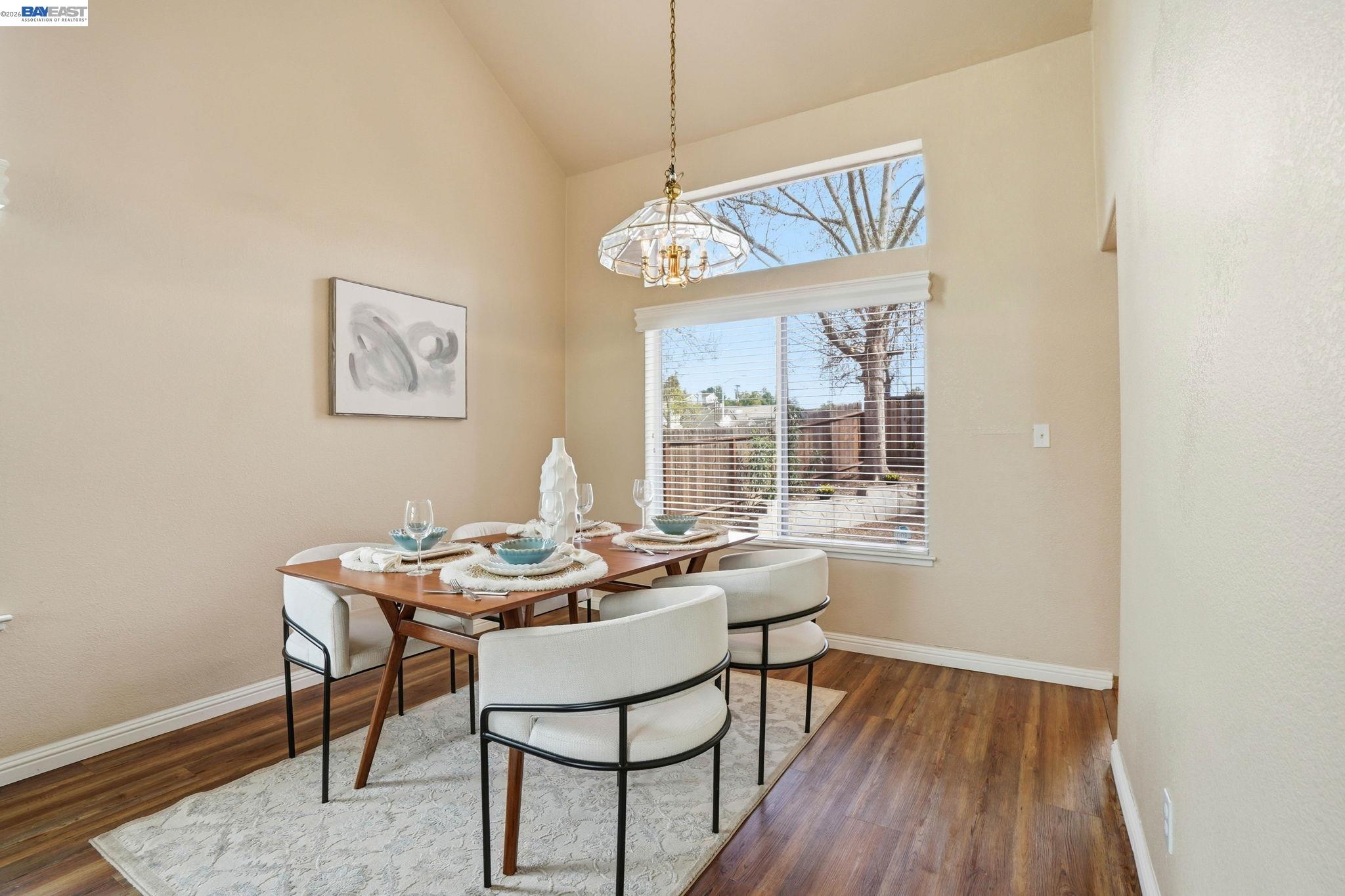 Detail Gallery Image 6 of 36 For 4101 Spaulding St, Antioch,  CA 94531 - 4 Beds | 3 Baths