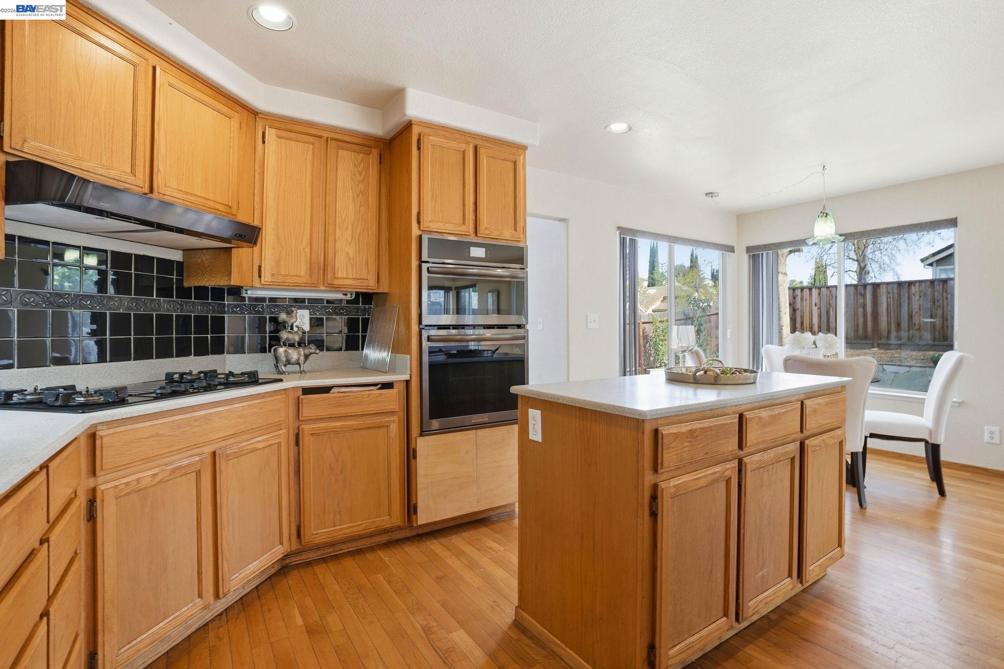 Detail Gallery Image 7 of 36 For 4101 Spaulding St, Antioch,  CA 94531 - 4 Beds | 3 Baths