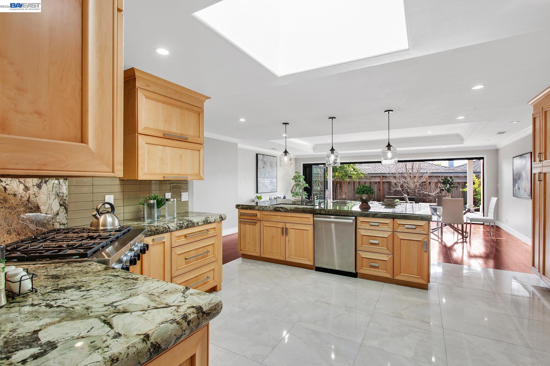 Detail Gallery Image 18 of 54 For 1358 Pine Ave, San Jose,  CA 95125 - 4 Beds | 3 Baths