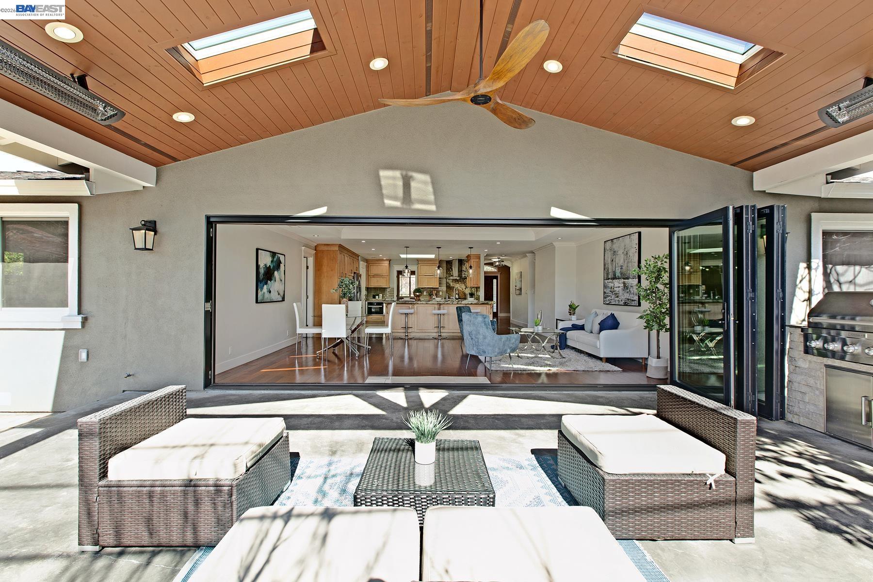 Detail Gallery Image 29 of 54 For 1358 Pine Ave, San Jose,  CA 95125 - 4 Beds | 3 Baths