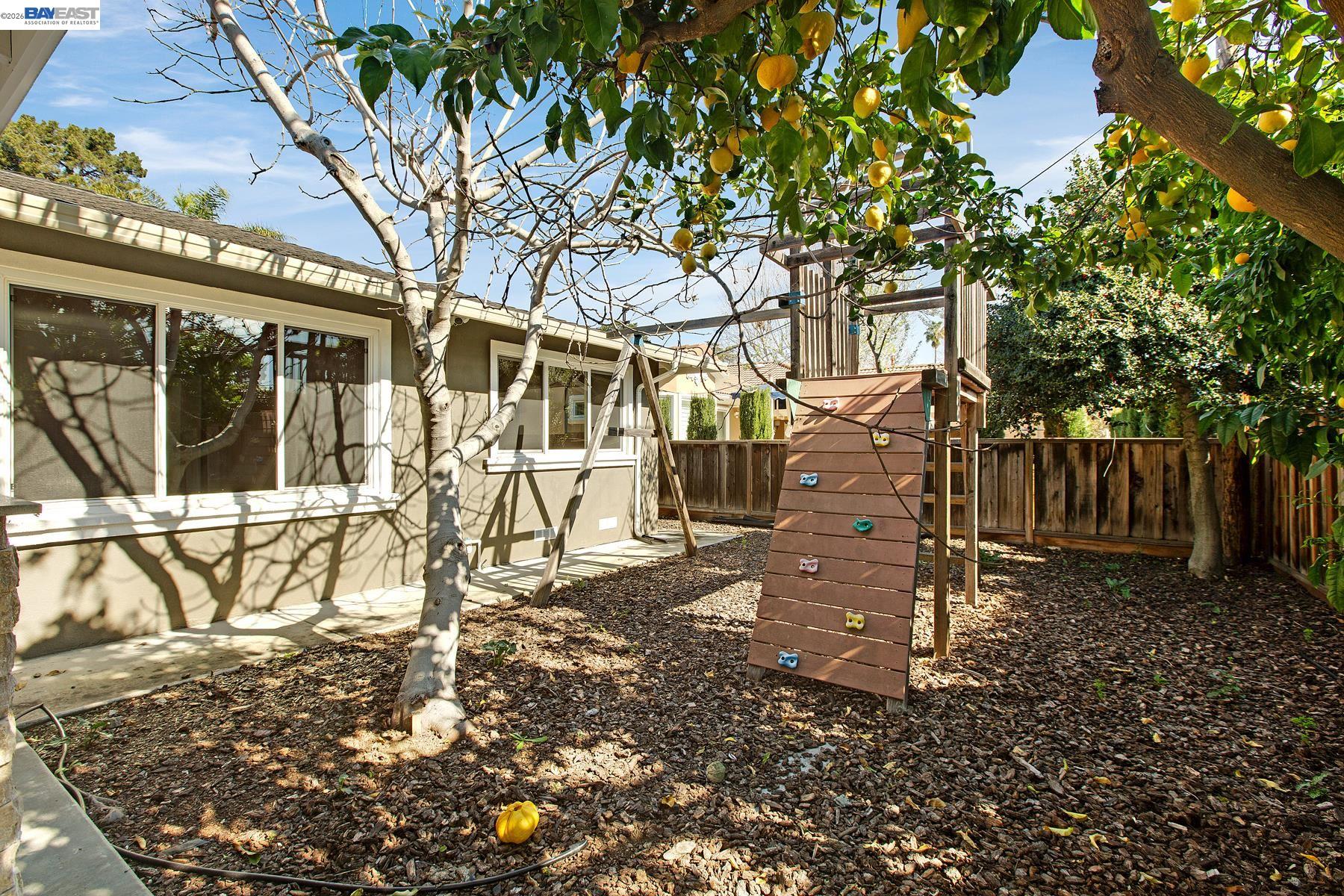 Detail Gallery Image 32 of 54 For 1358 Pine Ave, San Jose,  CA 95125 - 4 Beds | 3 Baths