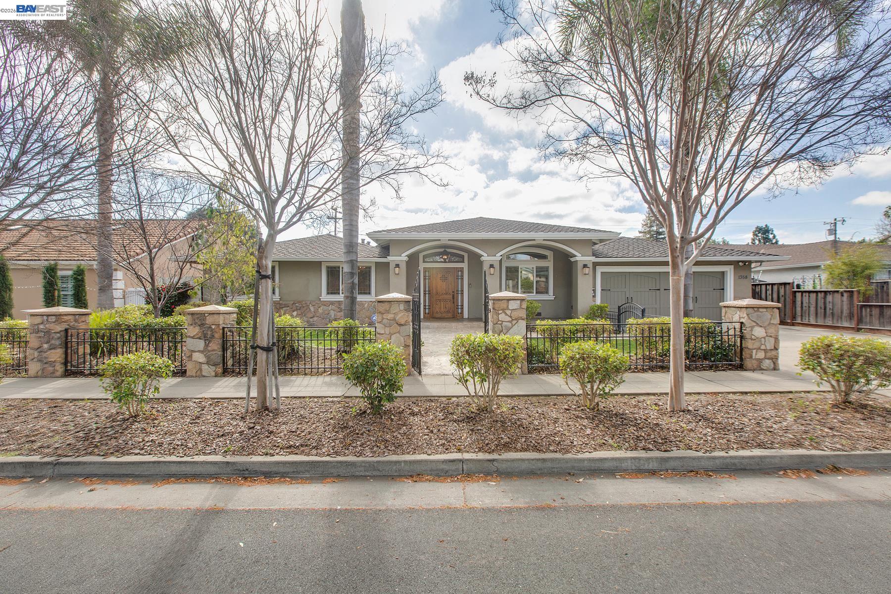 Detail Gallery Image 6 of 54 For 1358 Pine Ave, San Jose,  CA 95125 - 4 Beds | 3 Baths