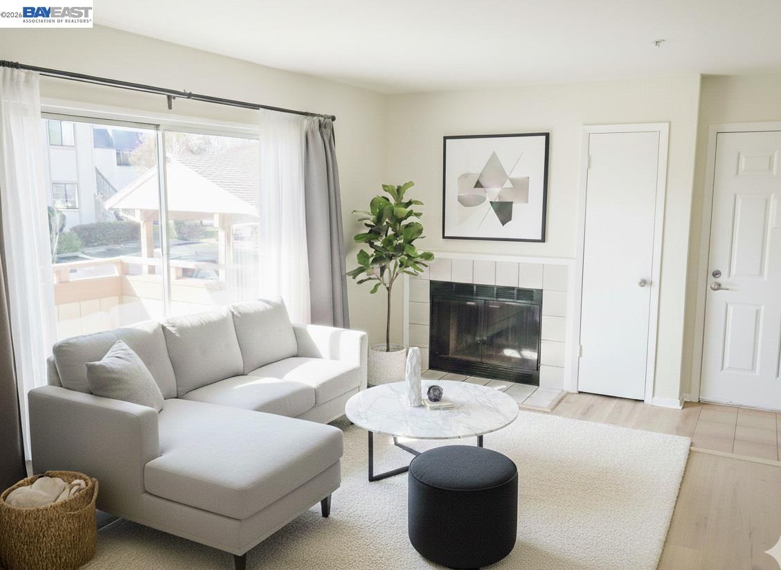 Detail Gallery Image 3 of 30 For 25129 Copa Del Oro #147,  Hayward,  CA 94545 - 1 Beds | 1 Baths