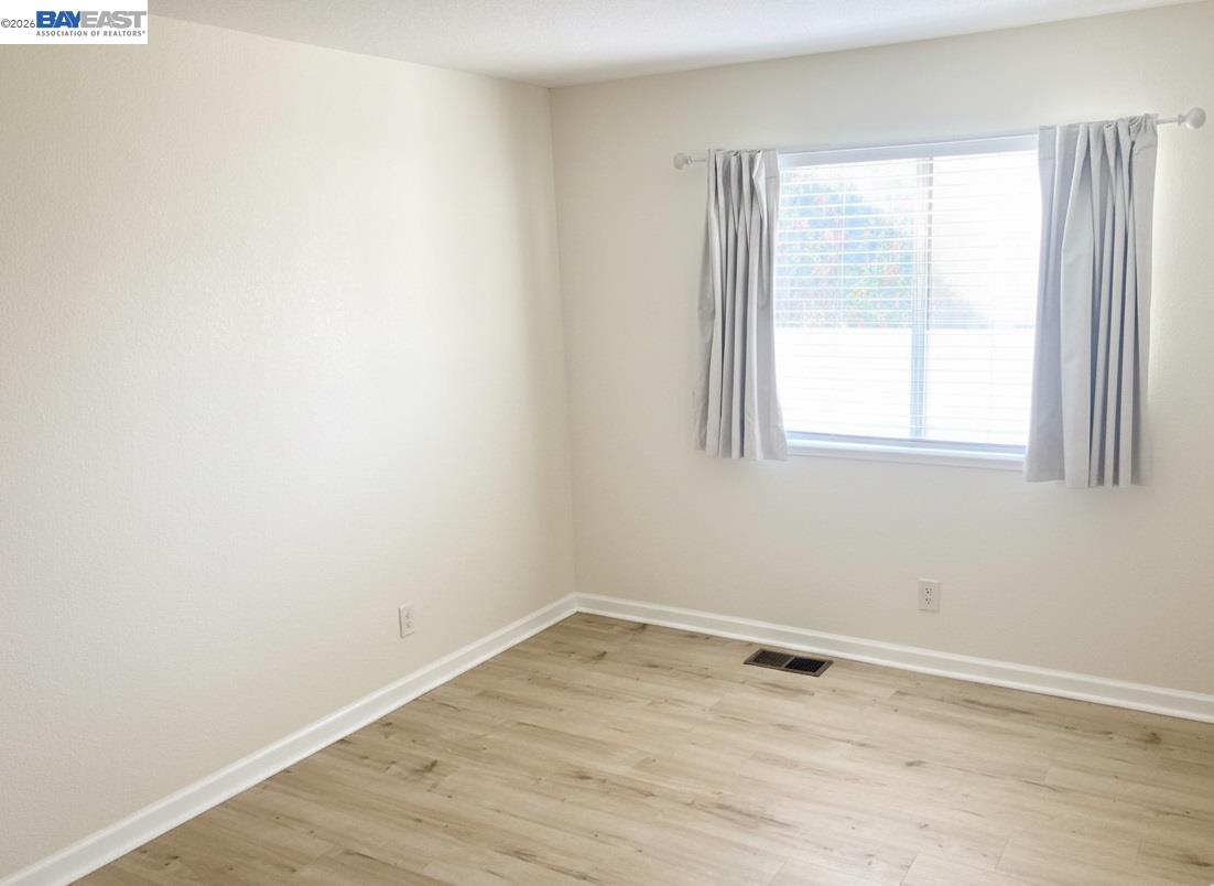 Detail Gallery Image 4 of 27 For 25129 Copa Del Oro #147,  Hayward,  CA 94545 - 1 Beds | 1 Baths