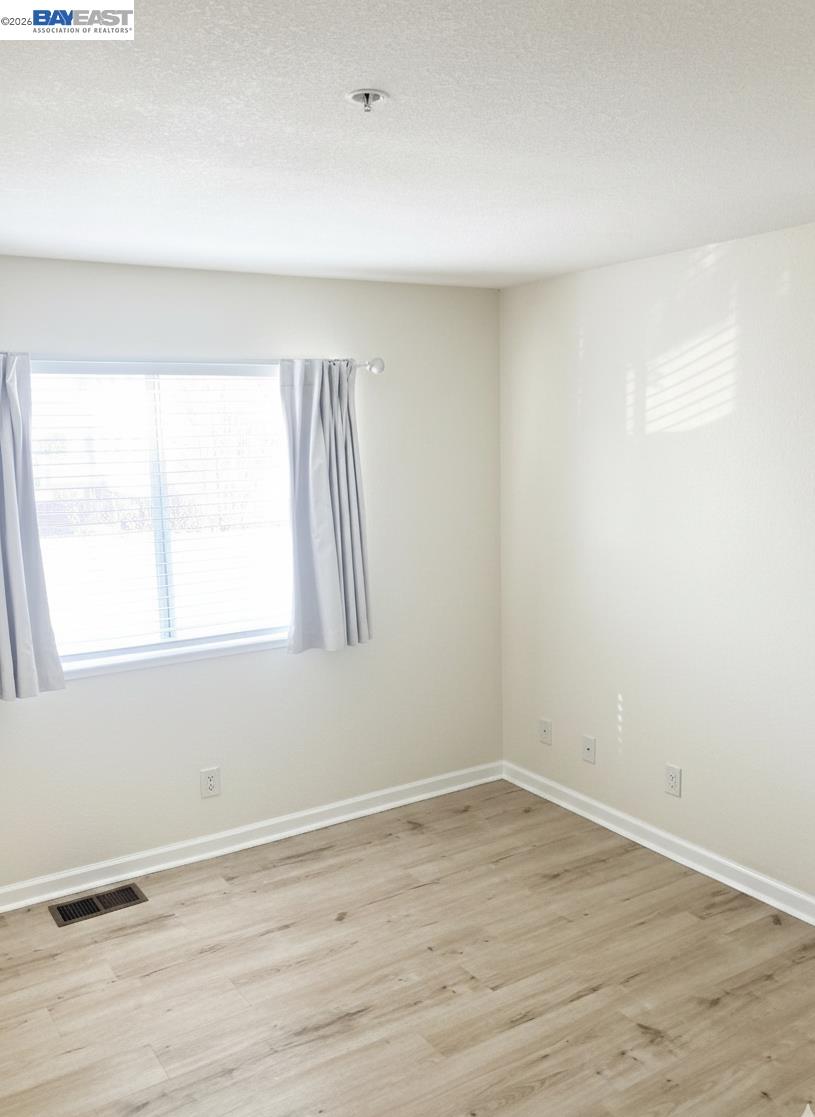 Detail Gallery Image 6 of 27 For 25129 Copa Del Oro #147,  Hayward,  CA 94545 - 1 Beds | 1 Baths