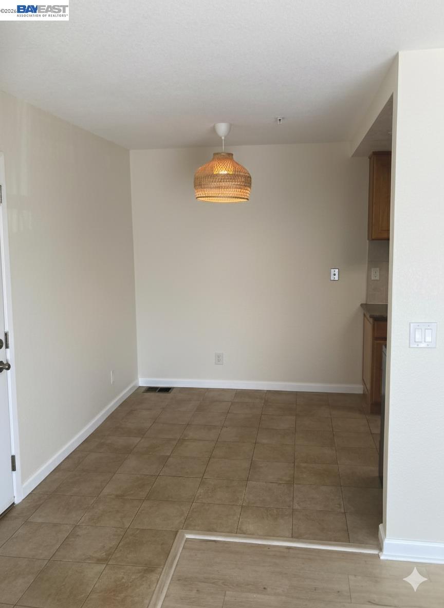 Detail Gallery Image 7 of 30 For 25129 Copa Del Oro #147,  Hayward,  CA 94545 - 1 Beds | 1 Baths