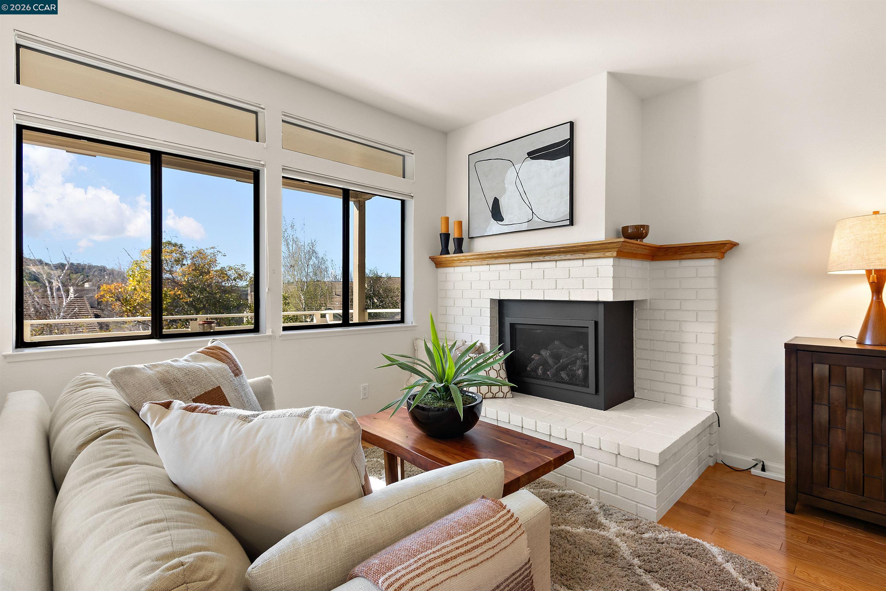 Detail Gallery Image 4 of 31 For 5301 Terra Granada Dr 2a,  Walnut Creek,  CA 94595 - 2 Beds | 2 Baths