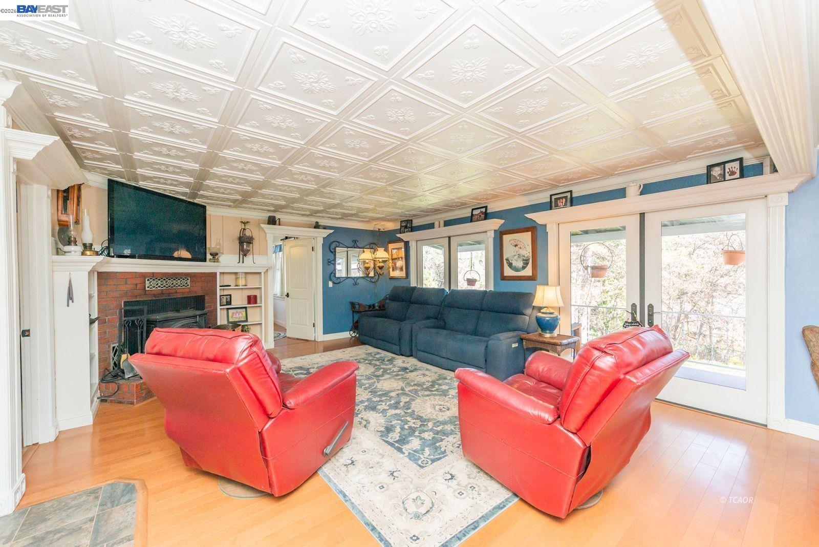 Detail Gallery Image 5 of 50 For 30 Paulsen St., Weaverville,  CA 96093 - 4 Beds | 4 Baths