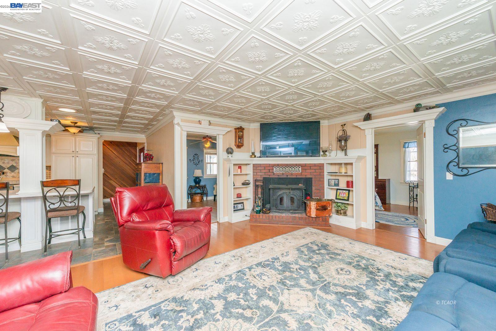 Detail Gallery Image 6 of 50 For 30 Paulsen St., Weaverville,  CA 96093 - 4 Beds | 4 Baths