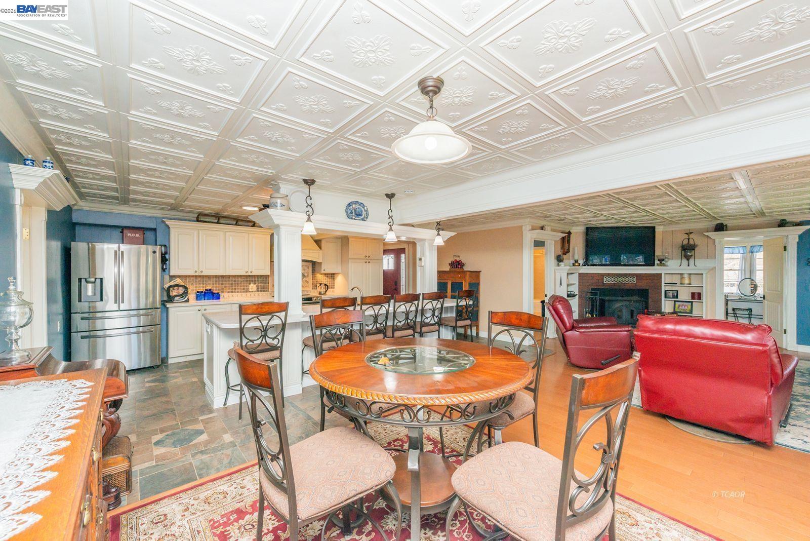 Detail Gallery Image 9 of 50 For 30 Paulsen St., Weaverville,  CA 96093 - 4 Beds | 4 Baths