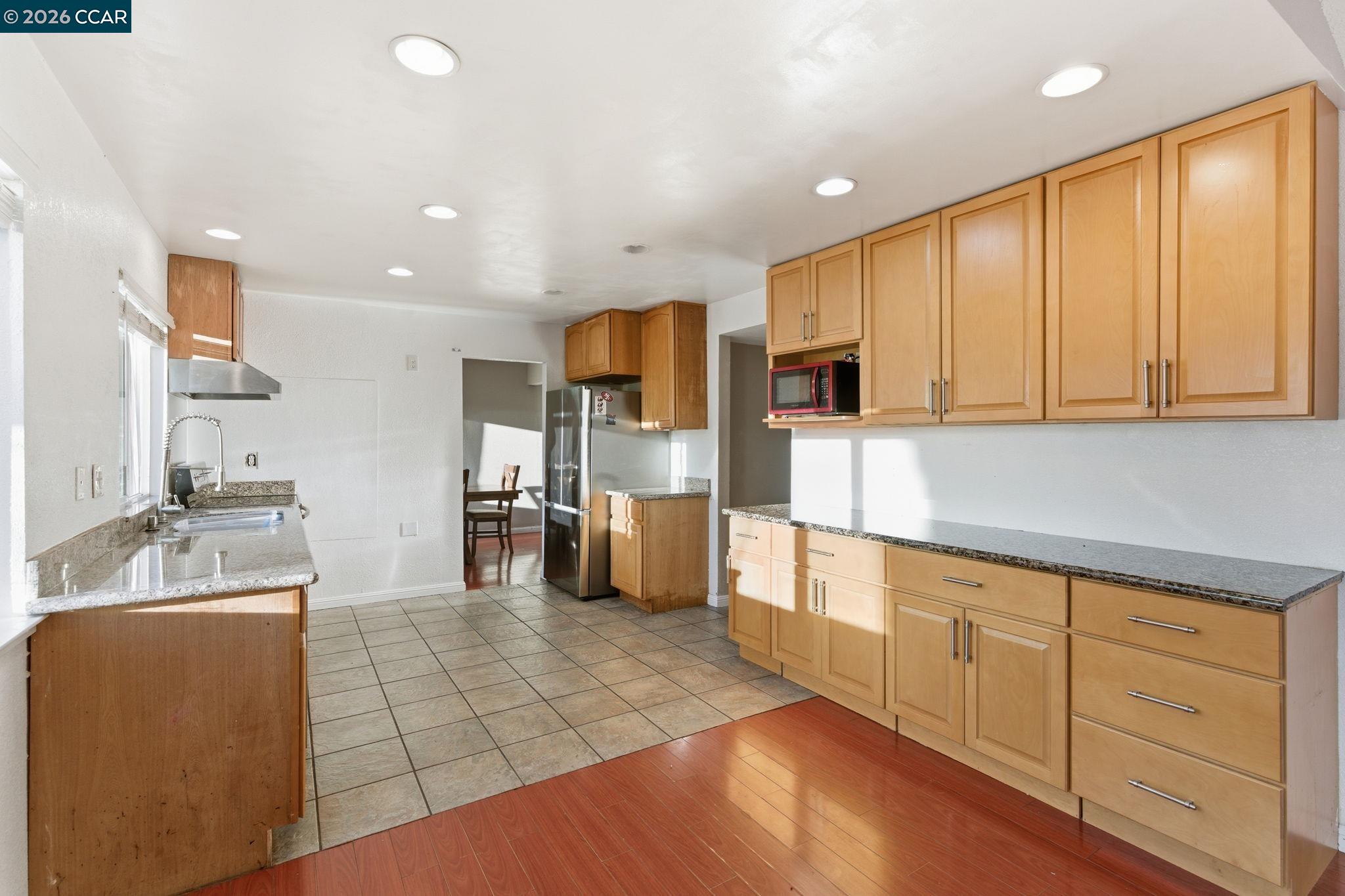 Detail Gallery Image 18 of 46 For 3600 Gallagher Cir, Antioch,  CA 94509 - 4 Beds | 2/1 Baths