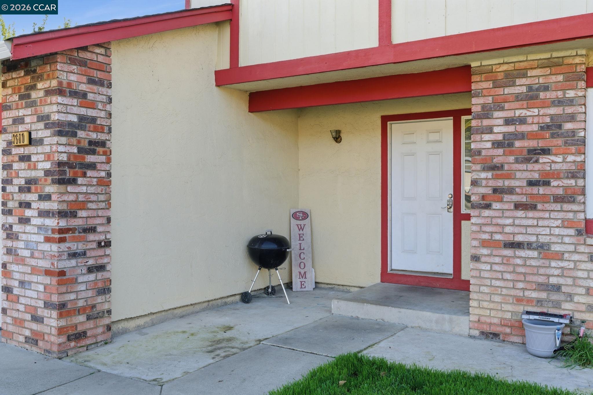 Detail Gallery Image 3 of 46 For 3600 Gallagher Cir, Antioch,  CA 94509 - 4 Beds | 2/1 Baths