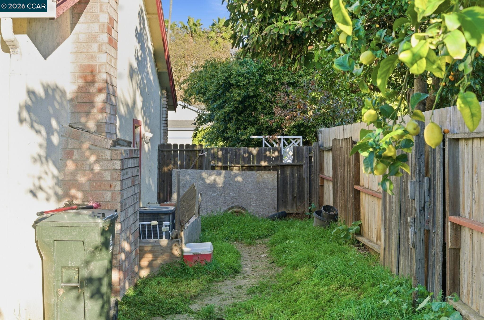 Detail Gallery Image 43 of 46 For 3600 Gallagher Cir, Antioch,  CA 94509 - 4 Beds | 2/1 Baths