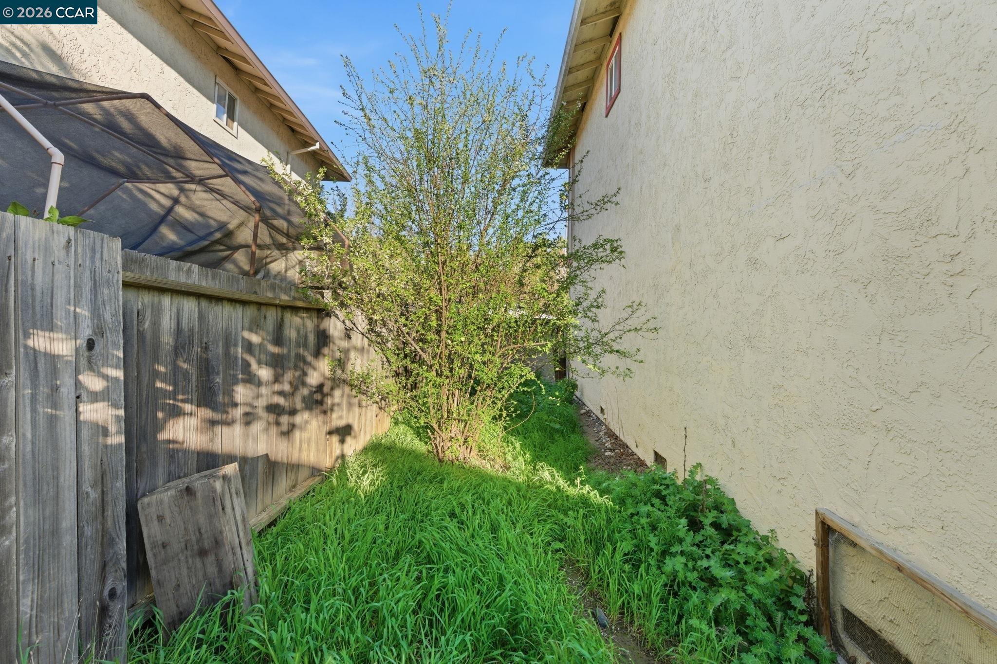 Detail Gallery Image 44 of 46 For 3600 Gallagher Cir, Antioch,  CA 94509 - 4 Beds | 2/1 Baths