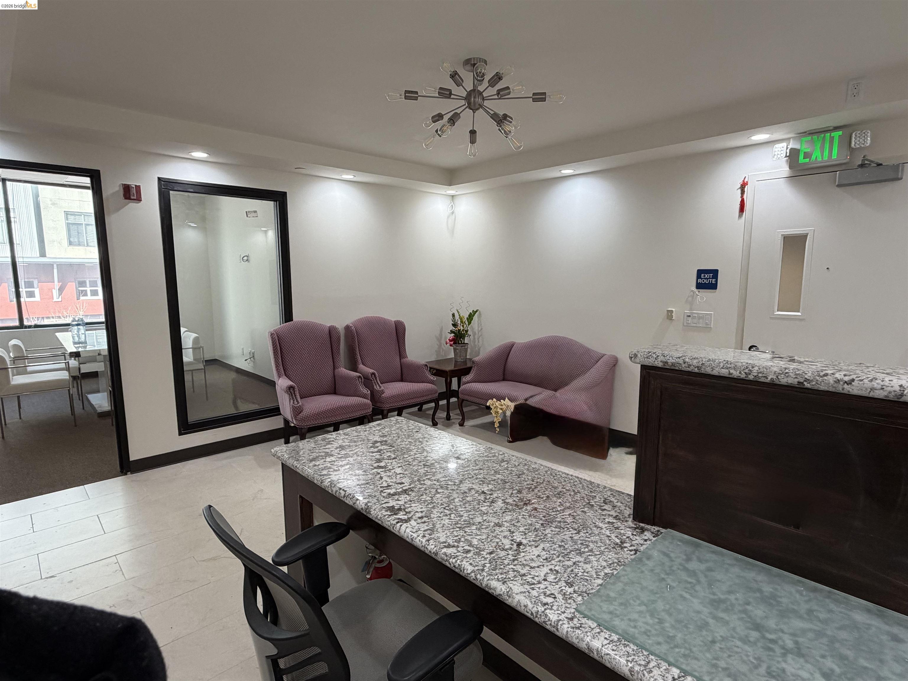 Detail Gallery Image 13 of 13 For , Oakland,  CA 94607 - – Beds | – Baths