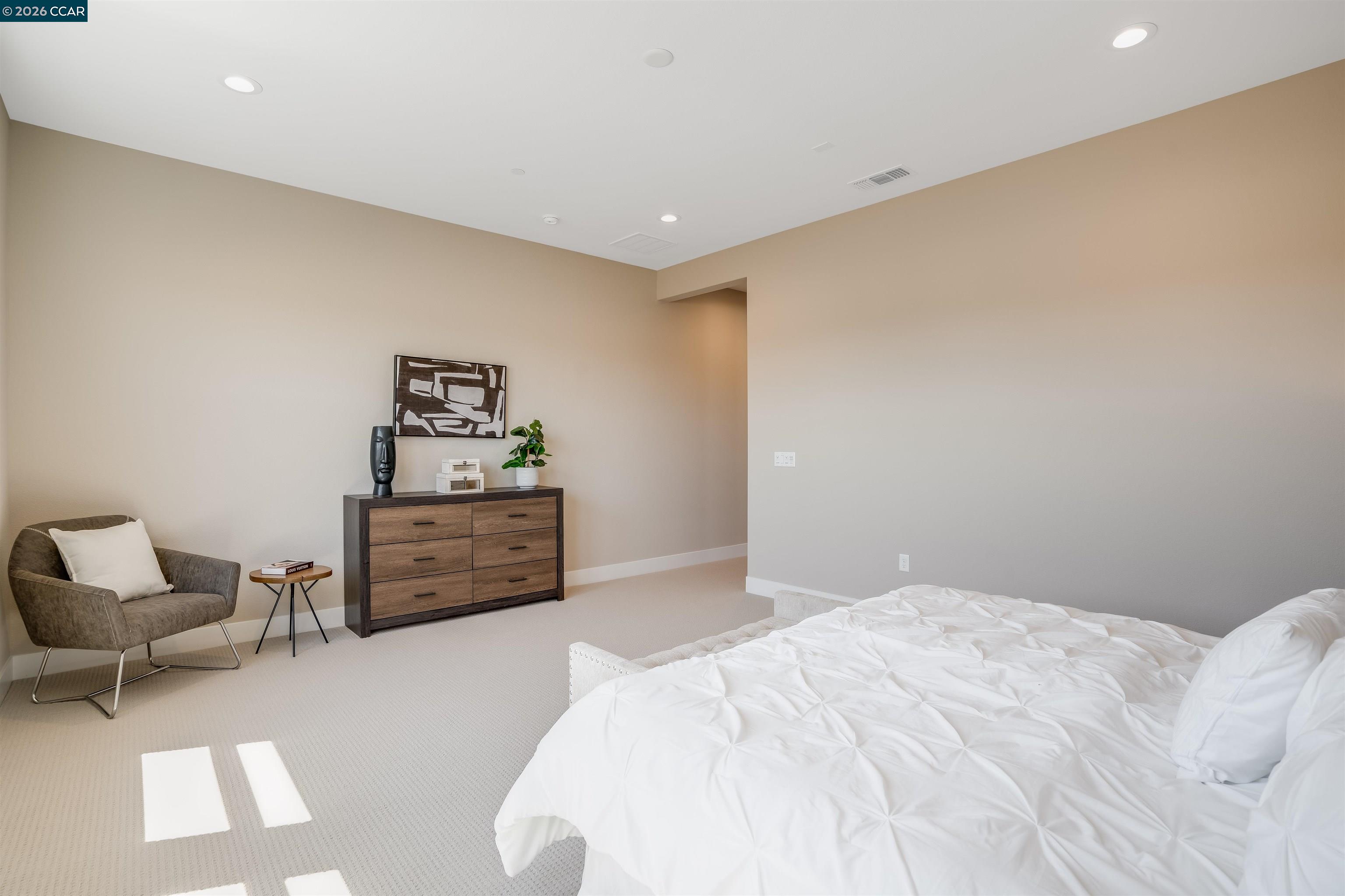 Detail Gallery Image 13 of 39 For 3137 Phoenix Ave, Tracy,  CA 95377 - 3 Beds | 2/1 Baths