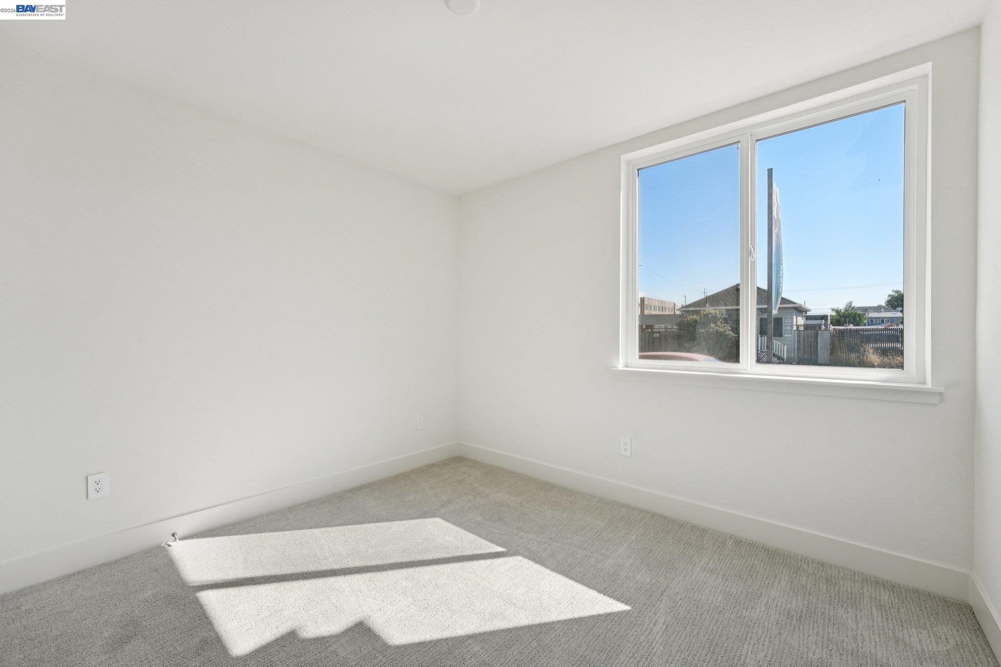 Detail Gallery Image 31 of 50 For 1933 Grand Street, Alameda,  CA 94501 - 3 Beds | 3/1 Baths