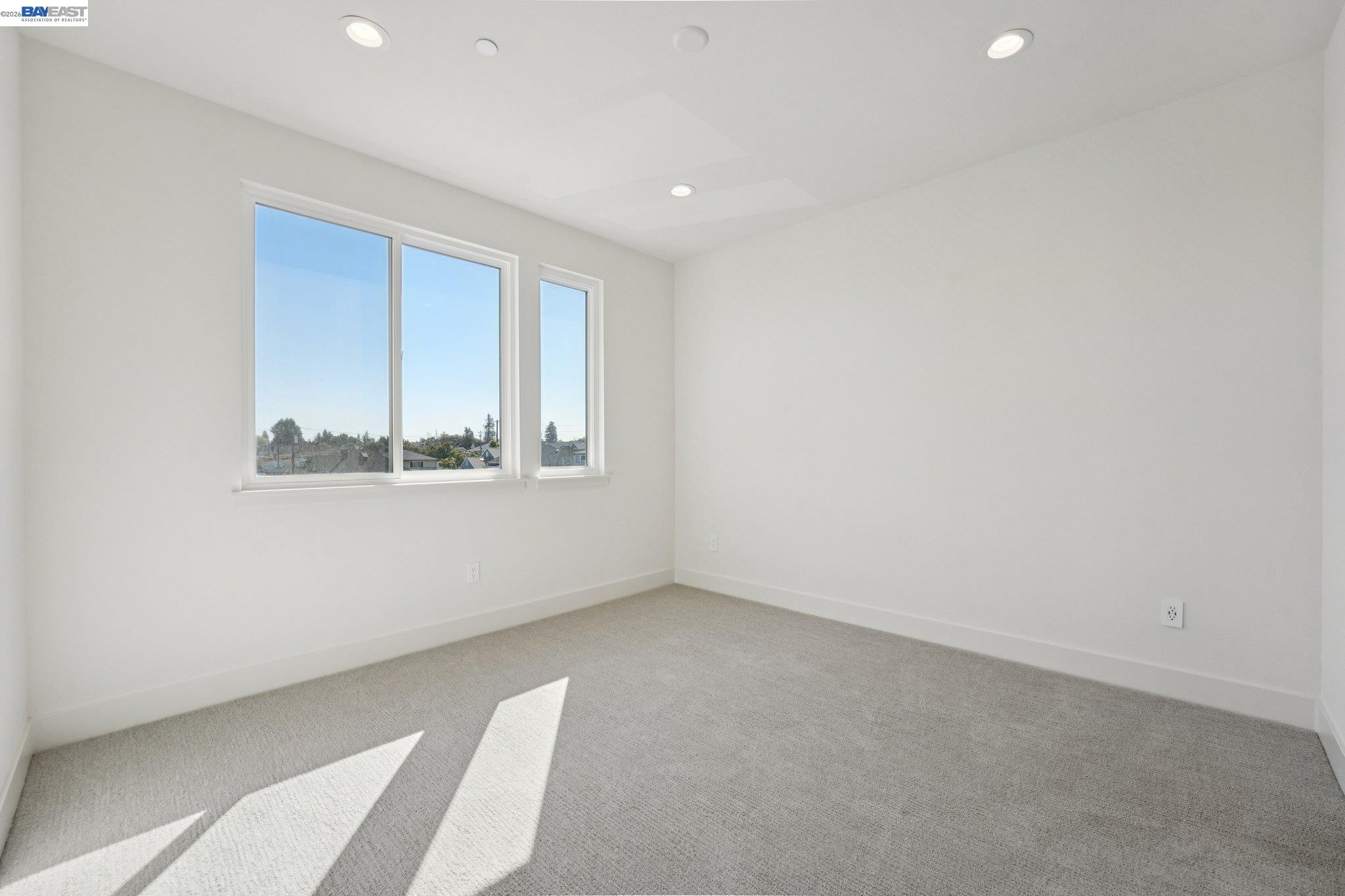 Detail Gallery Image 41 of 50 For 1933 Grand Street, Alameda,  CA 94501 - 3 Beds | 3/1 Baths