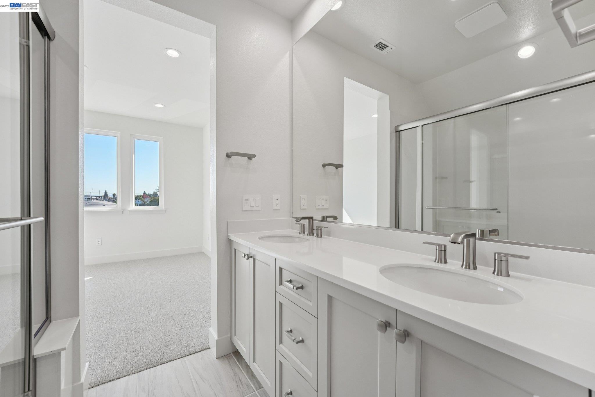 Detail Gallery Image 46 of 50 For 1933 Grand Street, Alameda,  CA 94501 - 3 Beds | 3/1 Baths