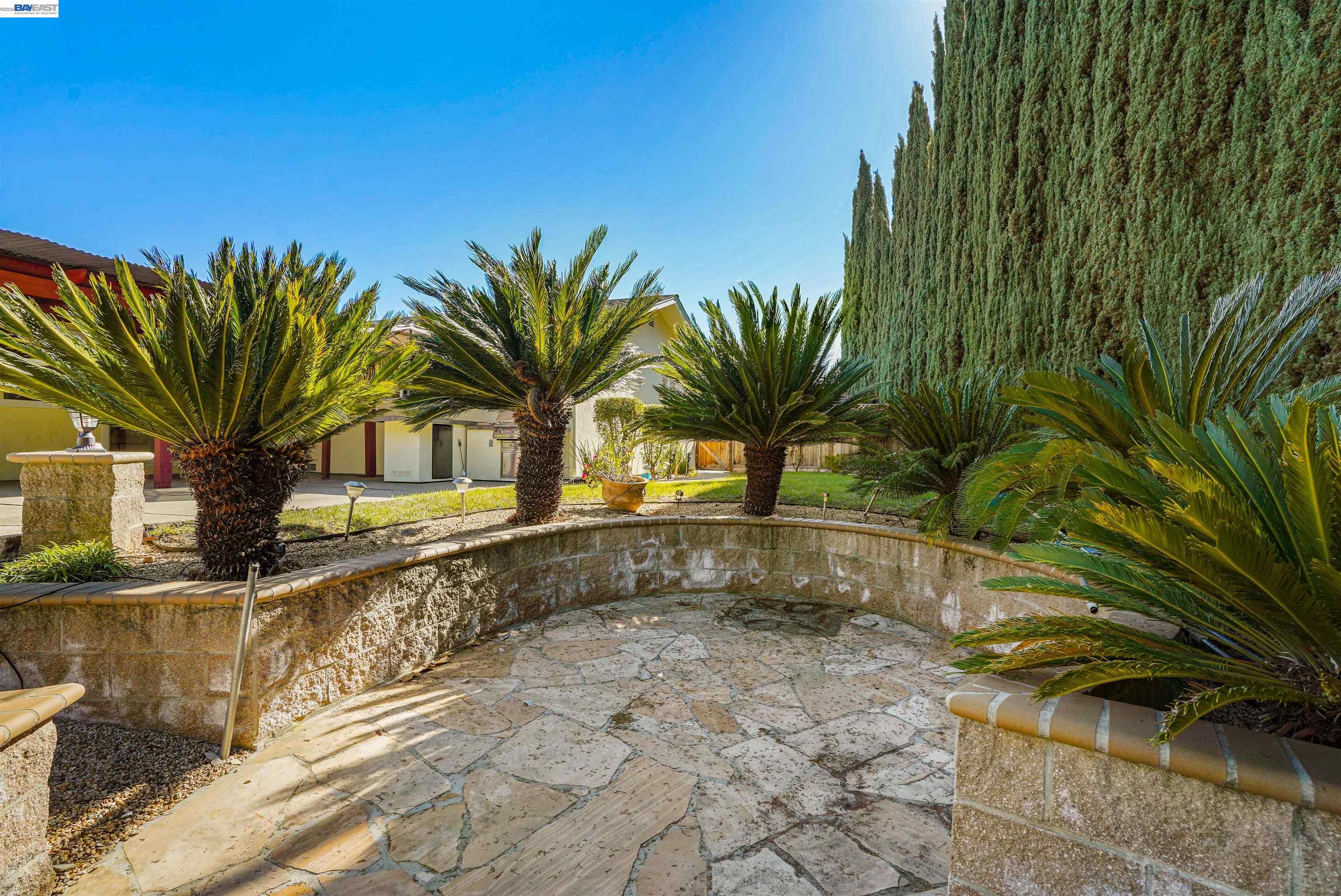 Detail Gallery Image 13 of 55 For 1349 Evans Pl, Livermore,  CA 94550 - 5 Beds | 2 Baths