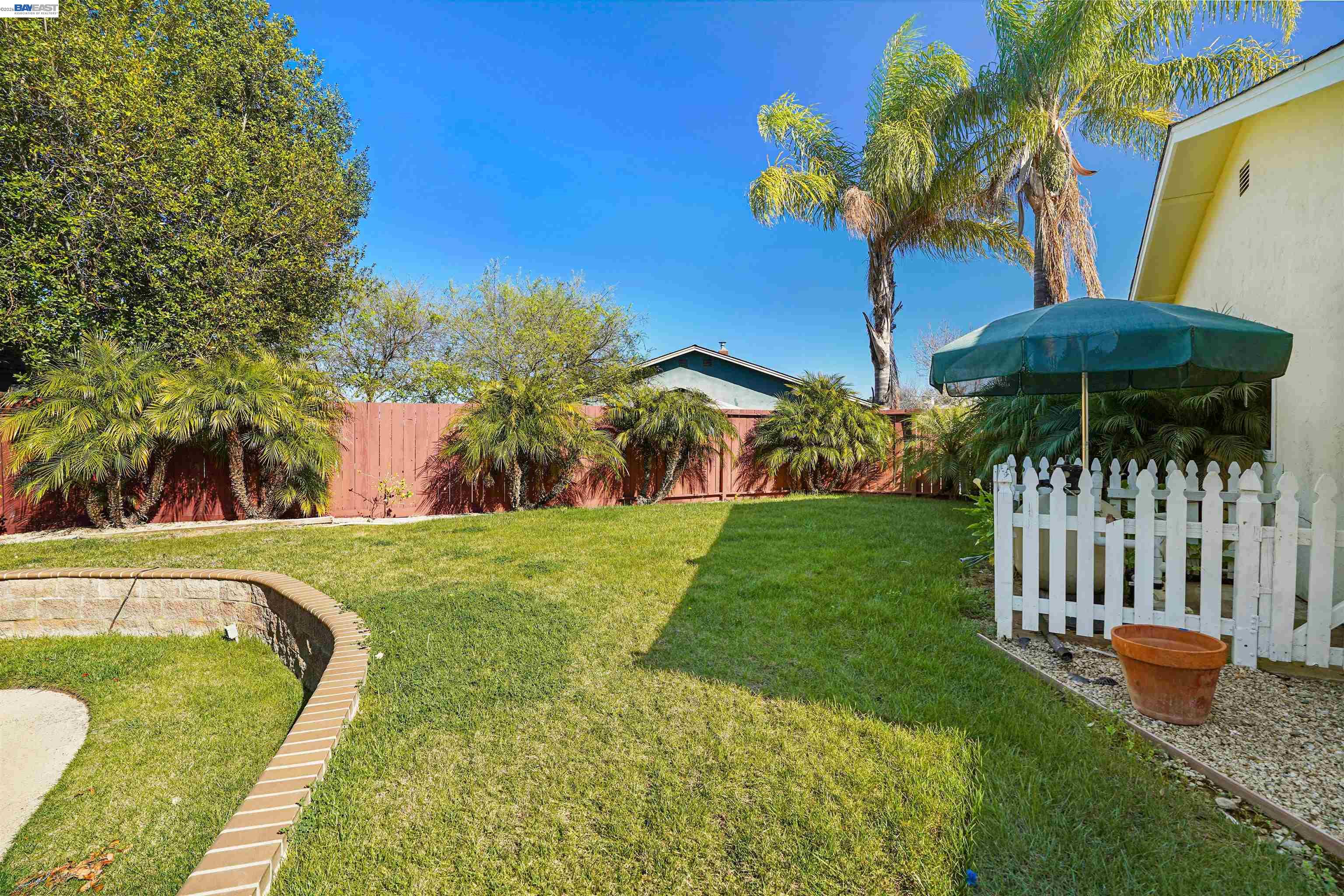 Detail Gallery Image 16 of 55 For 1349 Evans Pl, Livermore,  CA 94550 - 5 Beds | 2 Baths