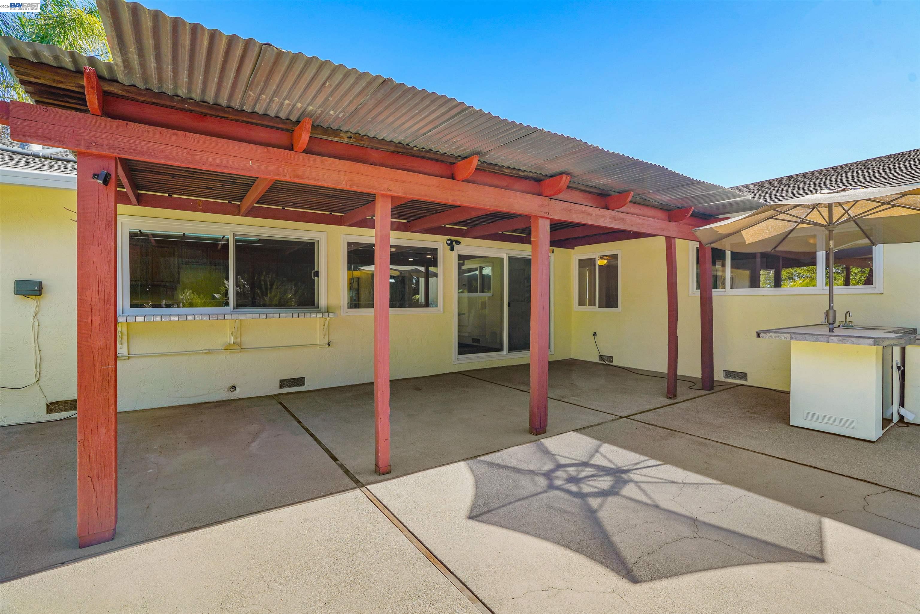 Detail Gallery Image 7 of 55 For 1349 Evans Pl, Livermore,  CA 94550 - 5 Beds | 2 Baths