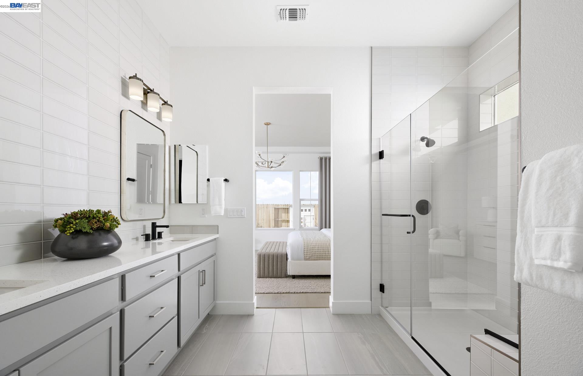 Detail Gallery Image 9 of 15 For Teak Ave, Manteca,  CA 95337 - 5 Beds | 4 Baths