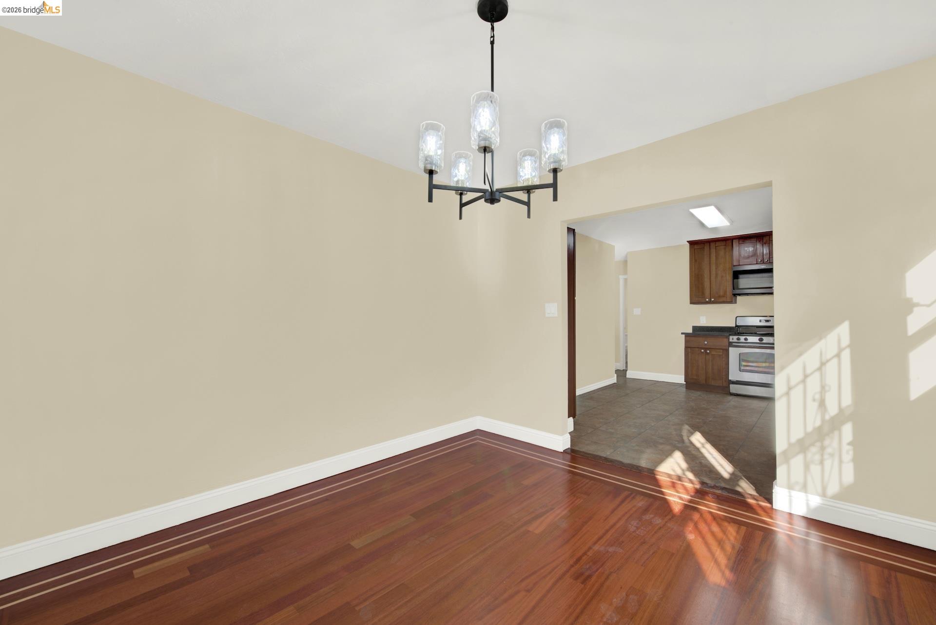 Detail Gallery Image 17 of 56 For 2681 79th Ave, Oakland,  CA 94605 - 2 Beds | 1/1 Baths