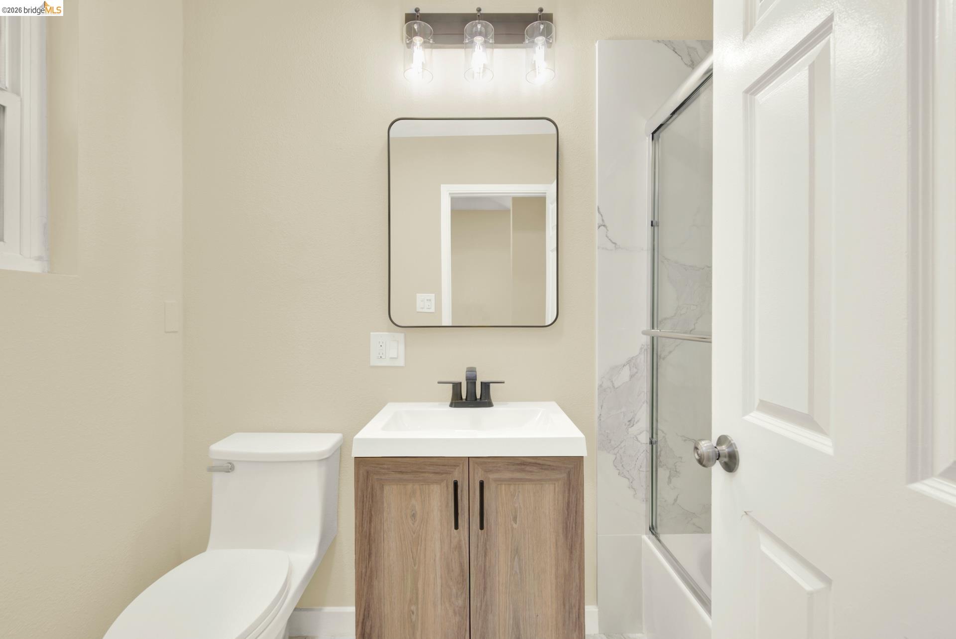 Detail Gallery Image 44 of 56 For 2681 79th Ave, Oakland,  CA 94605 - 2 Beds | 1/1 Baths