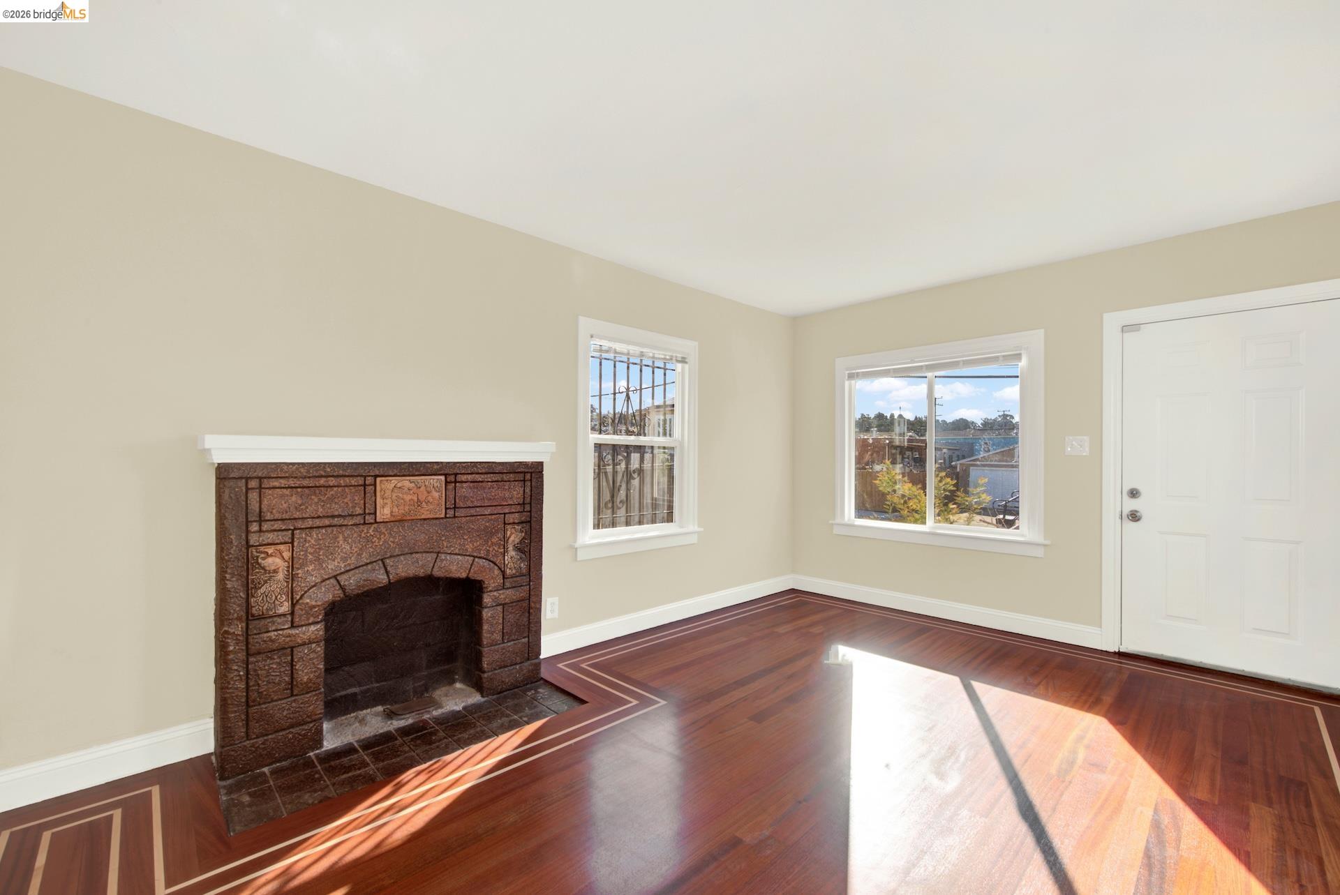 Detail Gallery Image 7 of 56 For 2681 79th Ave, Oakland,  CA 94605 - 2 Beds | 1/1 Baths