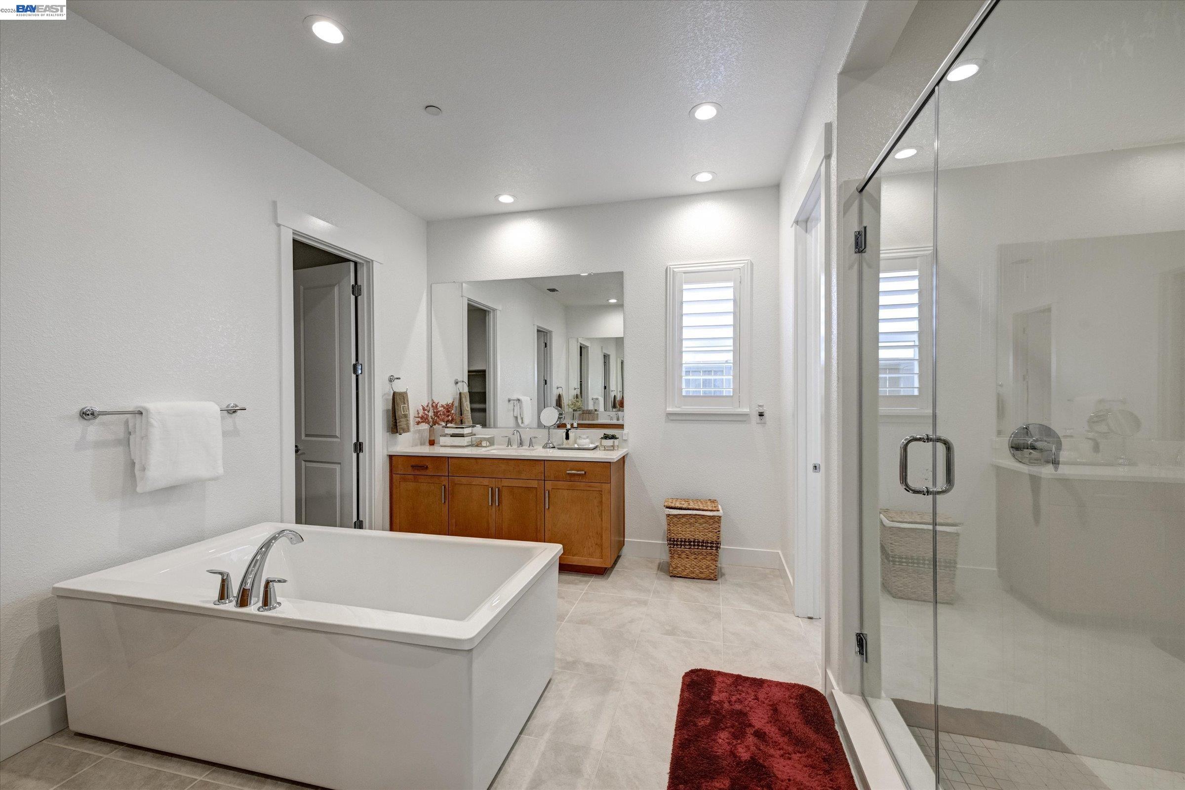 Detail Gallery Image 26 of 49 For 4072 Whitney Vista Ln, Rocklin,  CA 95677 - 4 Beds | 3/1 Baths