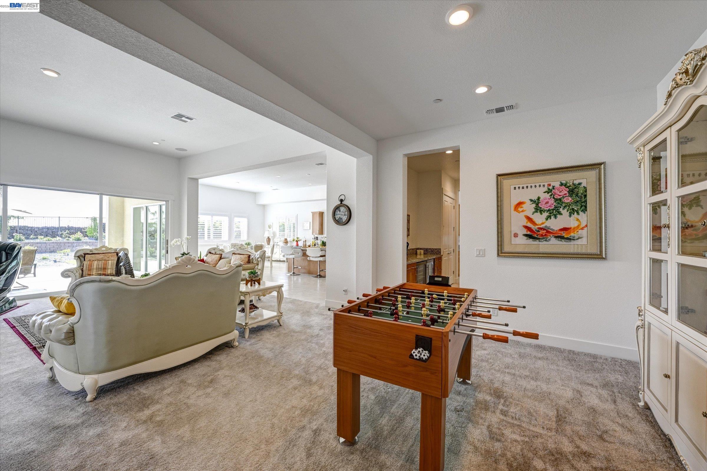 Detail Gallery Image 30 of 49 For 4072 Whitney Vista Ln, Rocklin,  CA 95677 - 4 Beds | 3/1 Baths