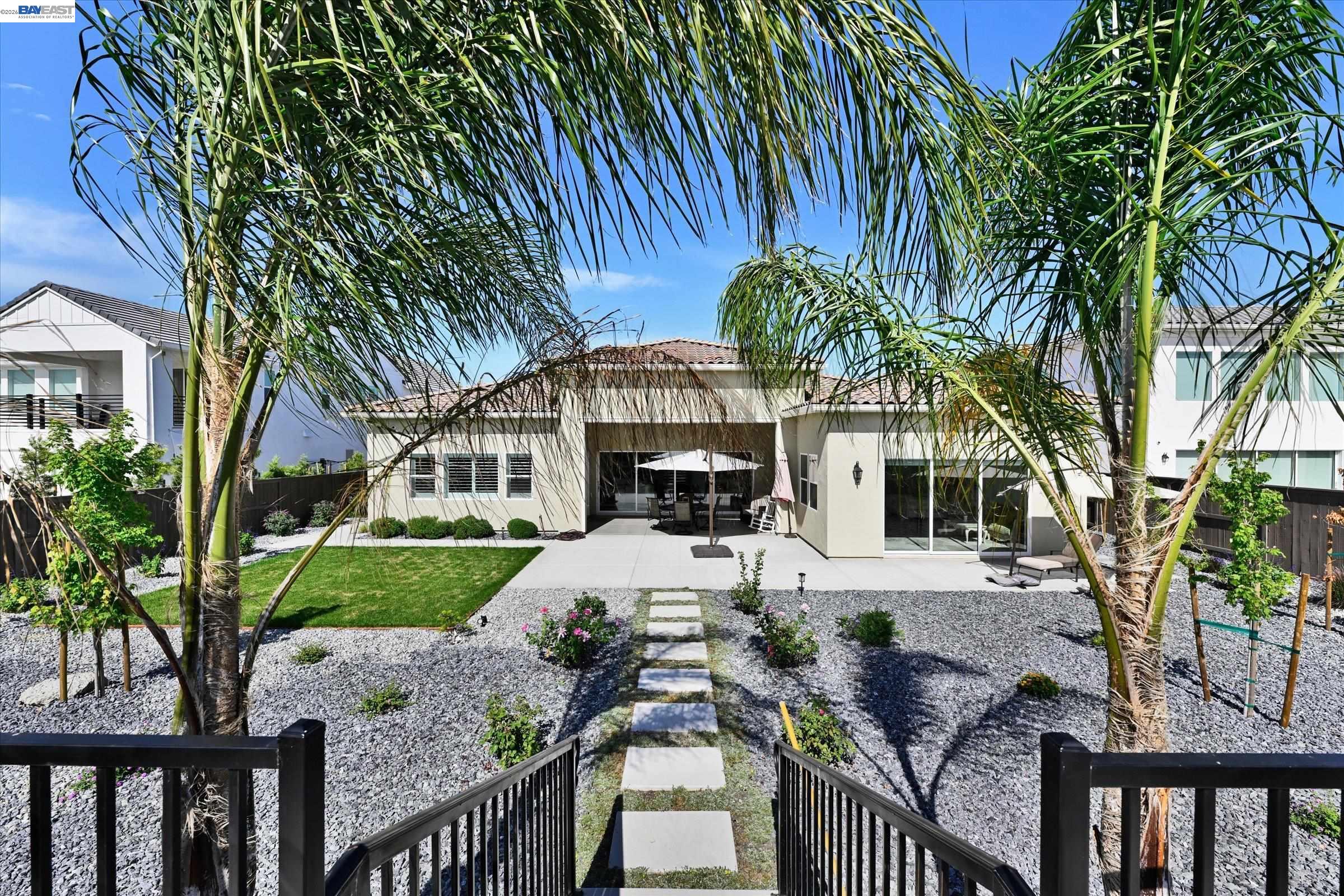 Detail Gallery Image 38 of 49 For 4072 Whitney Vista Ln, Rocklin,  CA 95677 - 4 Beds | 3/1 Baths