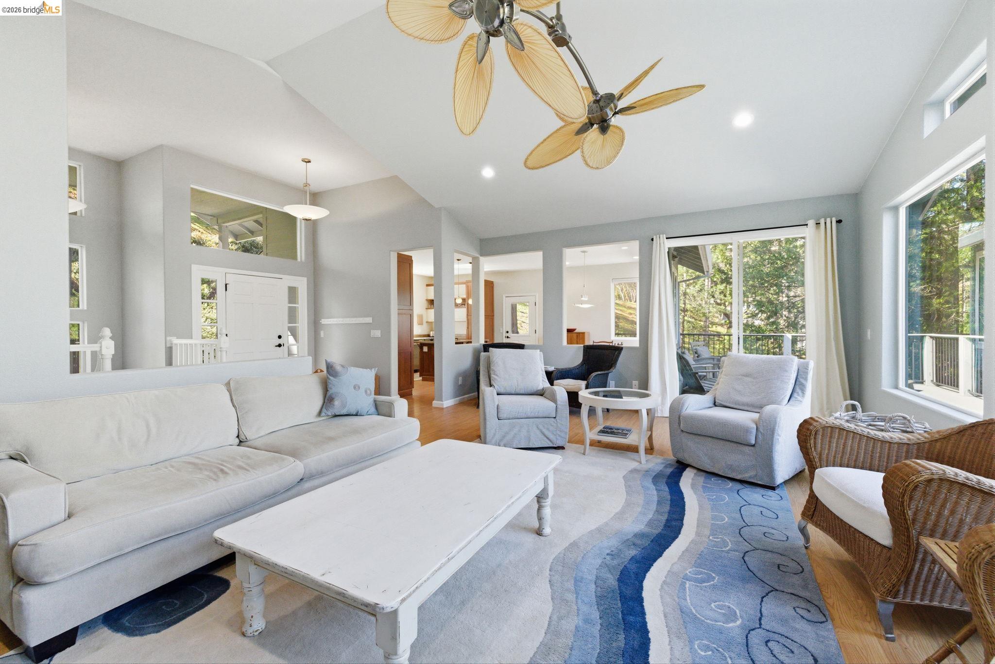 Detail Gallery Image 13 of 39 For 20602 Longridge Ct., Groveland,  CA 95321 - 5 Beds | 2/1 Baths