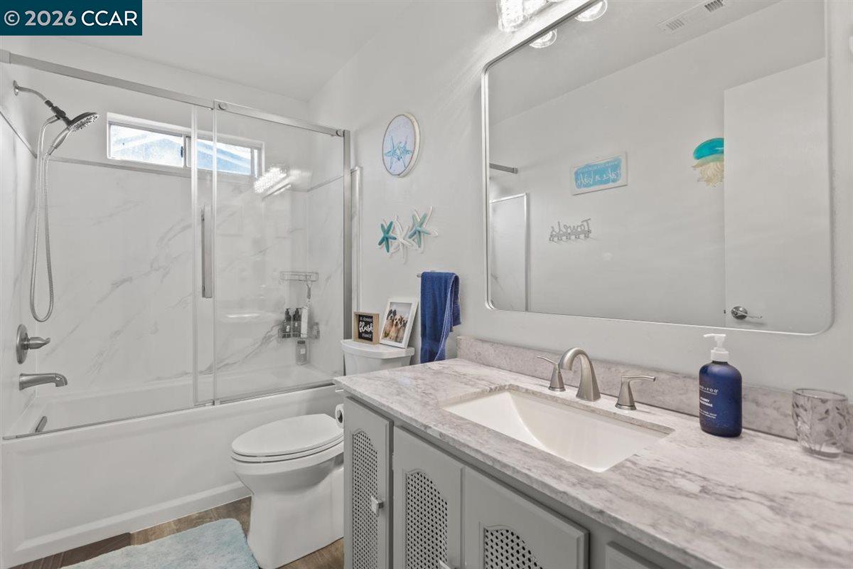 Detail Gallery Image 9 of 16 For 2121 Cody Ct, Stockton,  CA 95209 - 3 Beds | 2 Baths