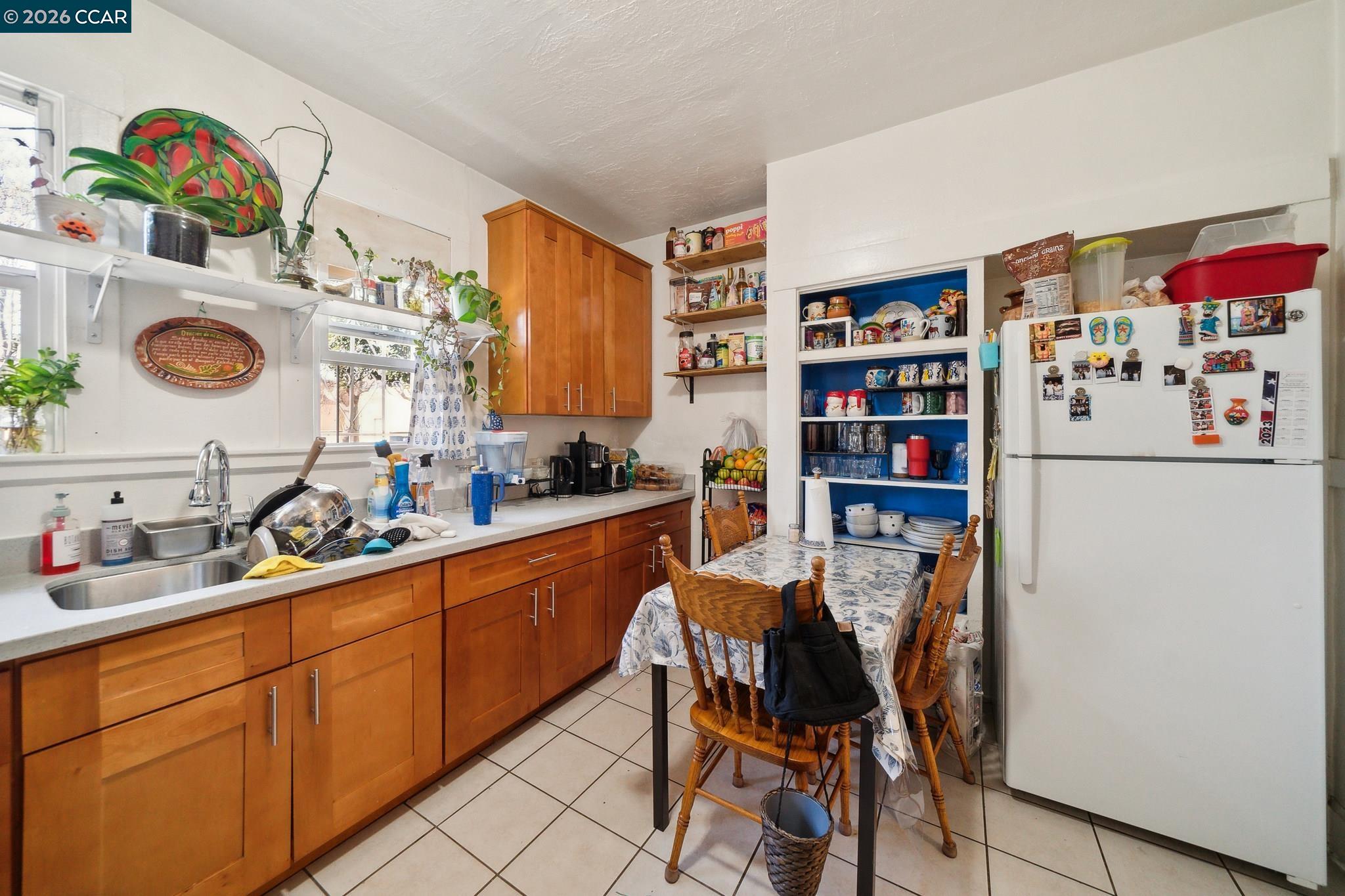 Detail Gallery Image 11 of 38 For 1401 Bissell Ave, Richmond,  CA 94801 - – Beds | – Baths