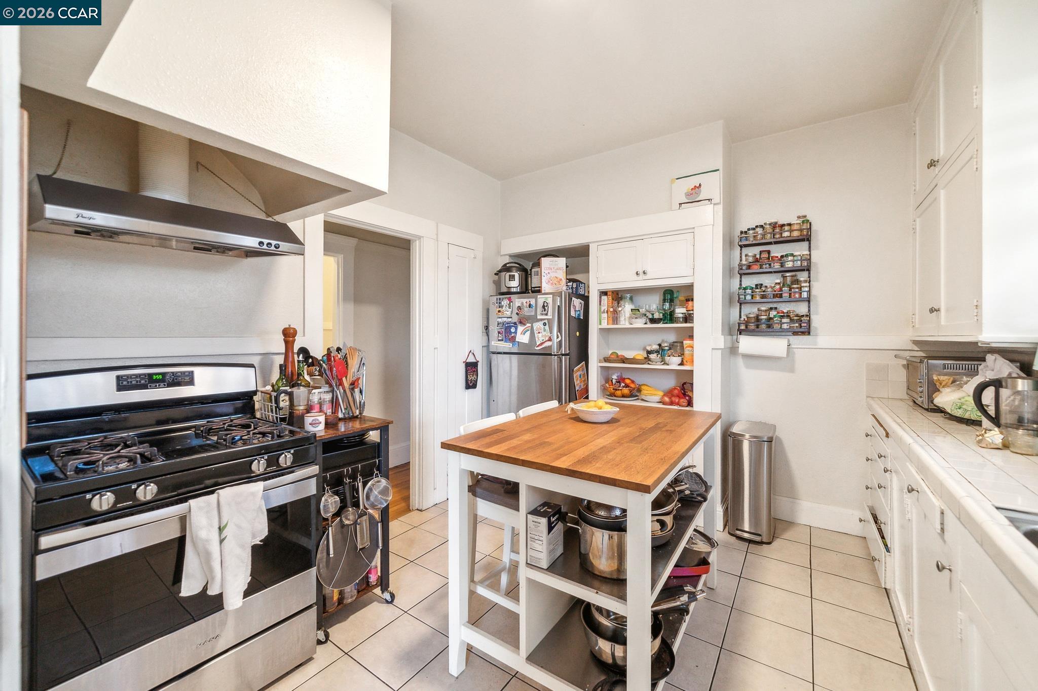 Detail Gallery Image 21 of 38 For 1401 Bissell Ave, Richmond,  CA 94801 - – Beds | – Baths