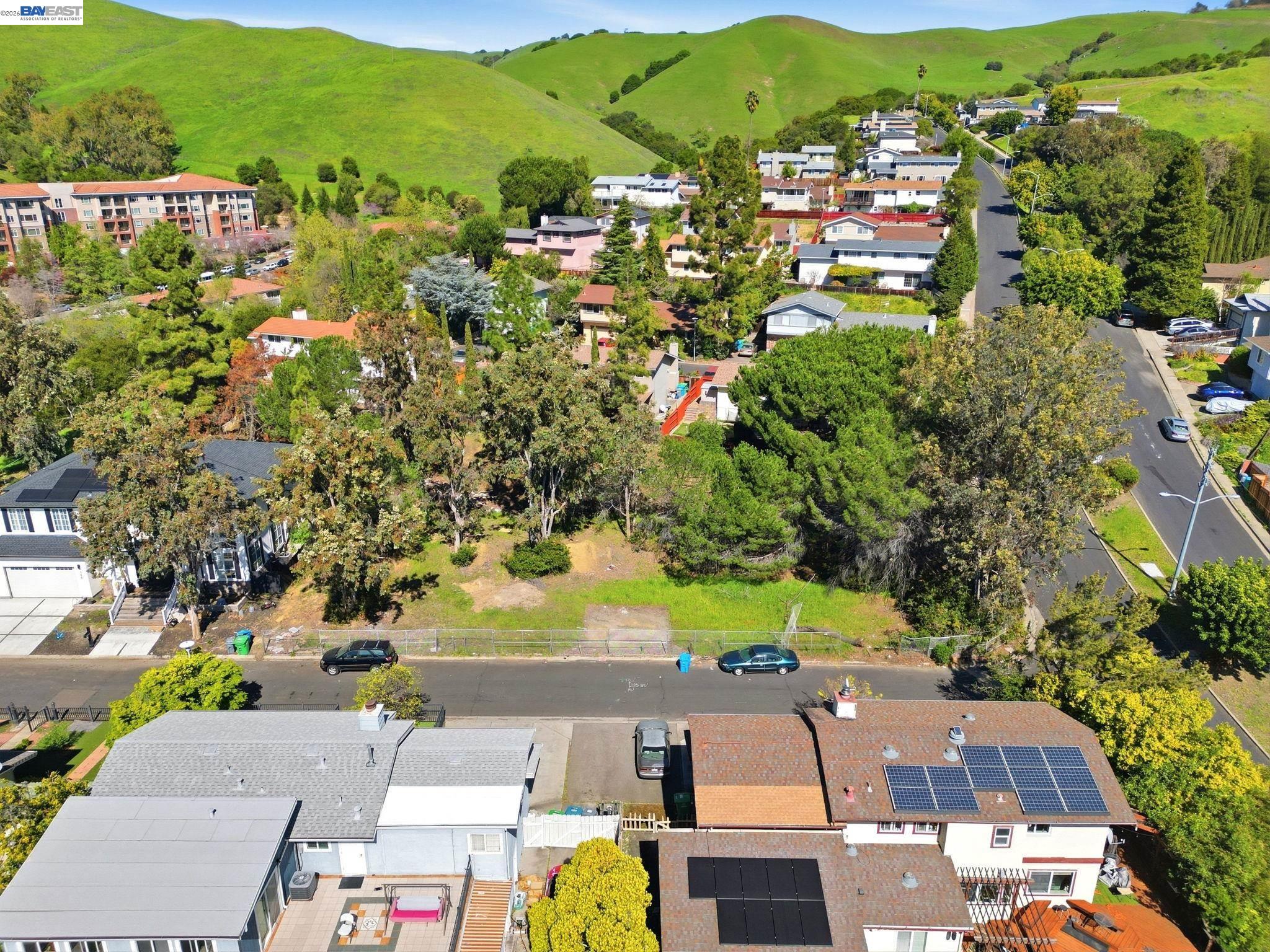 Detail Gallery Image 11 of 19 For 394 Appian Way, Union City,  CA 94587 - – Beds | – Baths