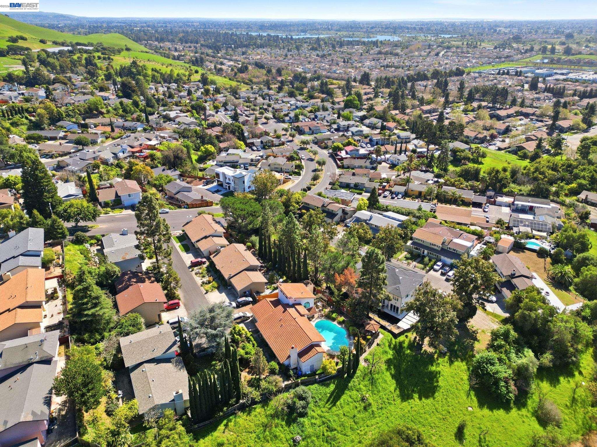 Detail Gallery Image 14 of 19 For 394 Appian Way, Union City,  CA 94587 - – Beds | – Baths