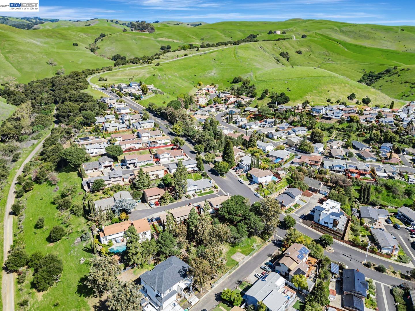 Detail Gallery Image 6 of 10 For 394 Appian Way, Union City,  CA 94587 - – Beds | – Baths