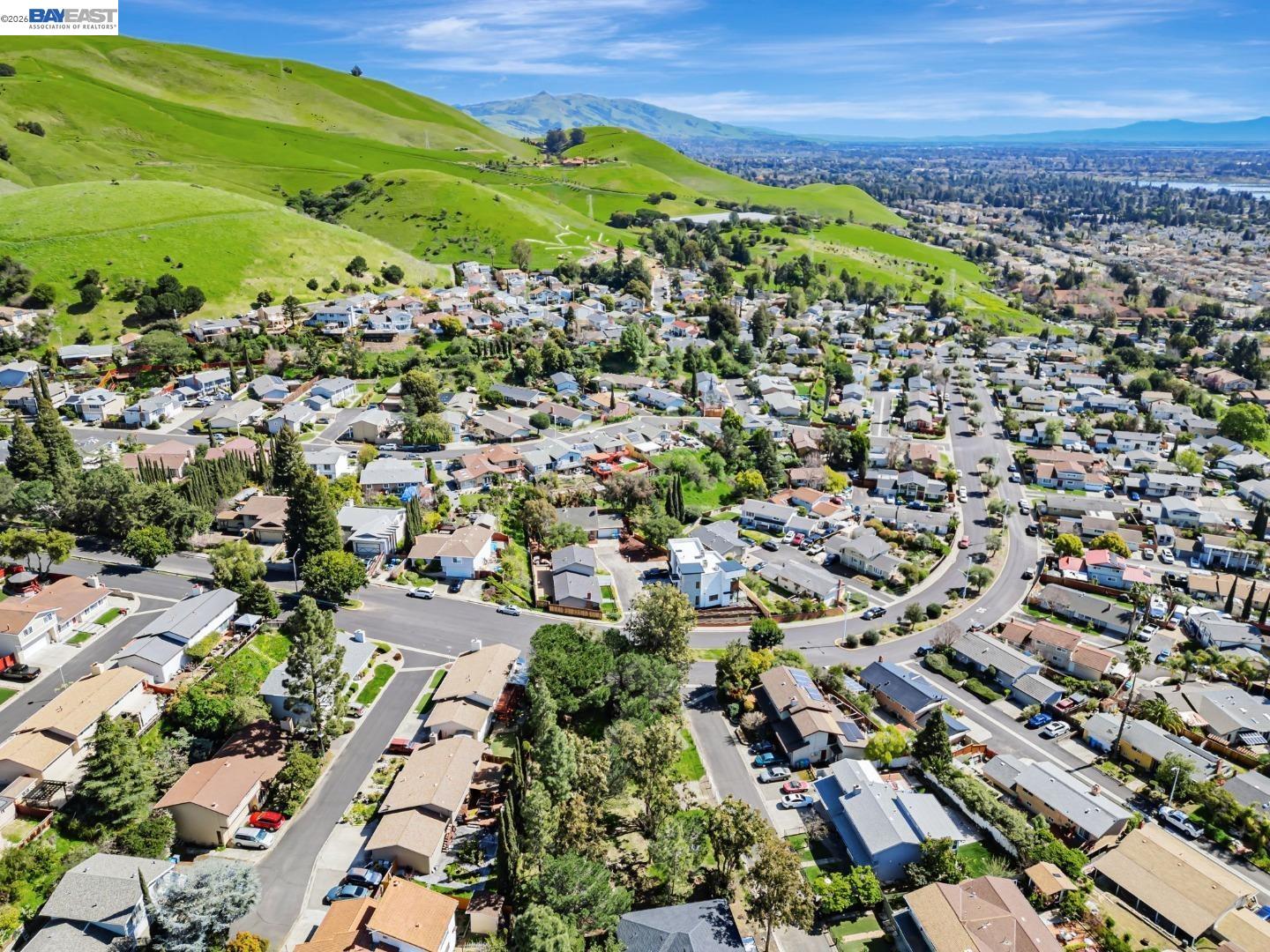 Detail Gallery Image 7 of 10 For 394 Appian Way, Union City,  CA 94587 - – Beds | – Baths