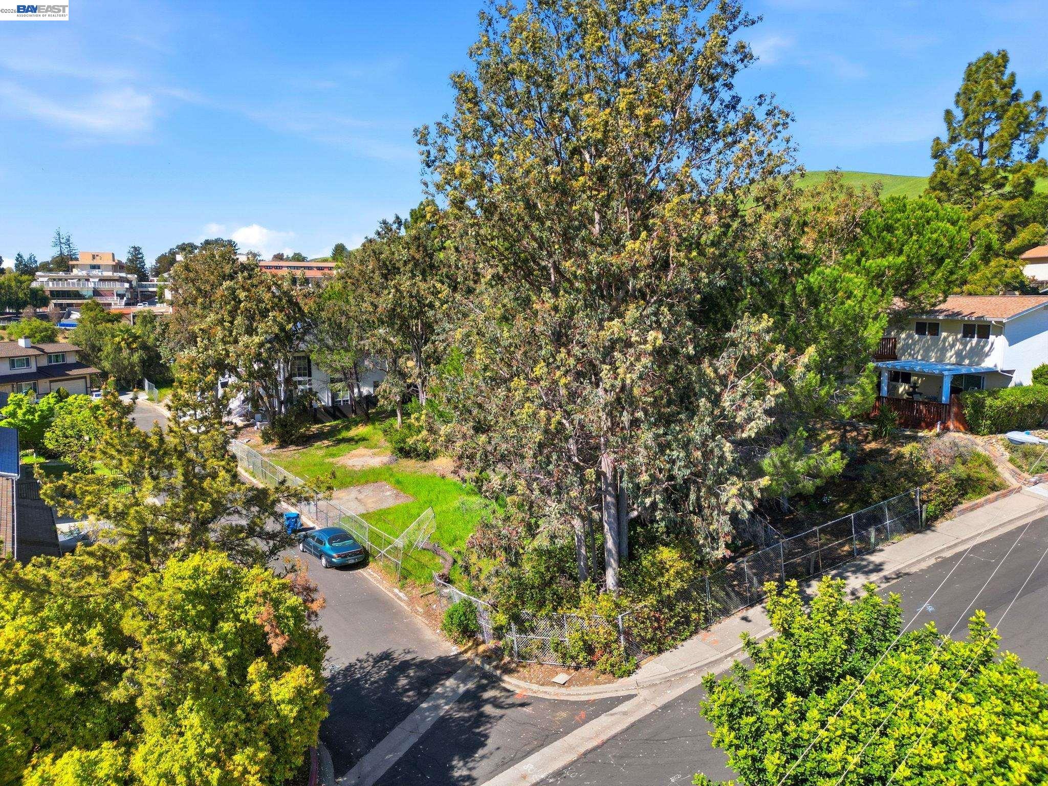 Detail Gallery Image 7 of 19 For 394 Appian Way, Union City,  CA 94587 - – Beds | – Baths