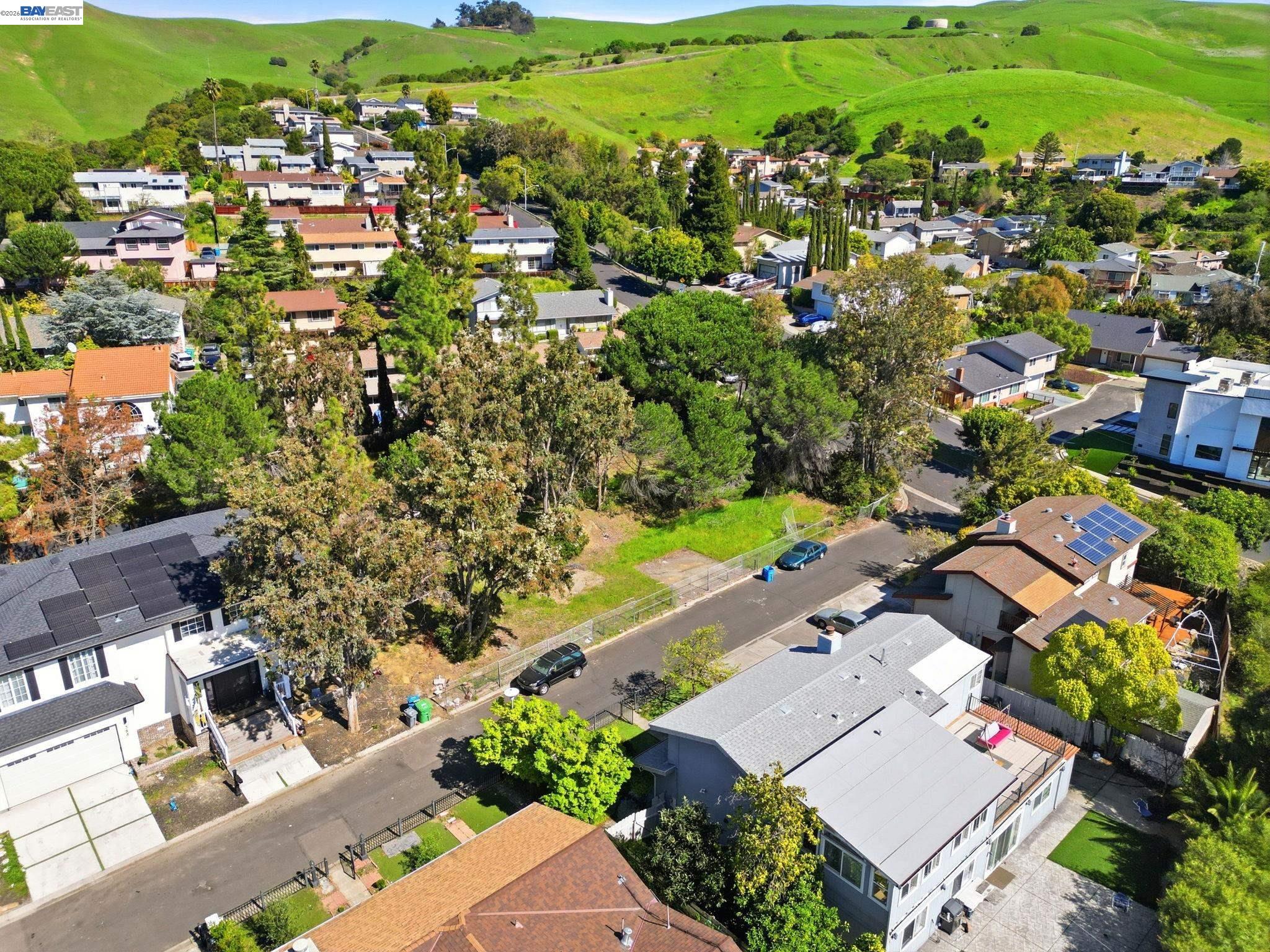Detail Gallery Image 10 of 19 For 394 Appian Way, Union City,  CA 94587 - – Beds | – Baths