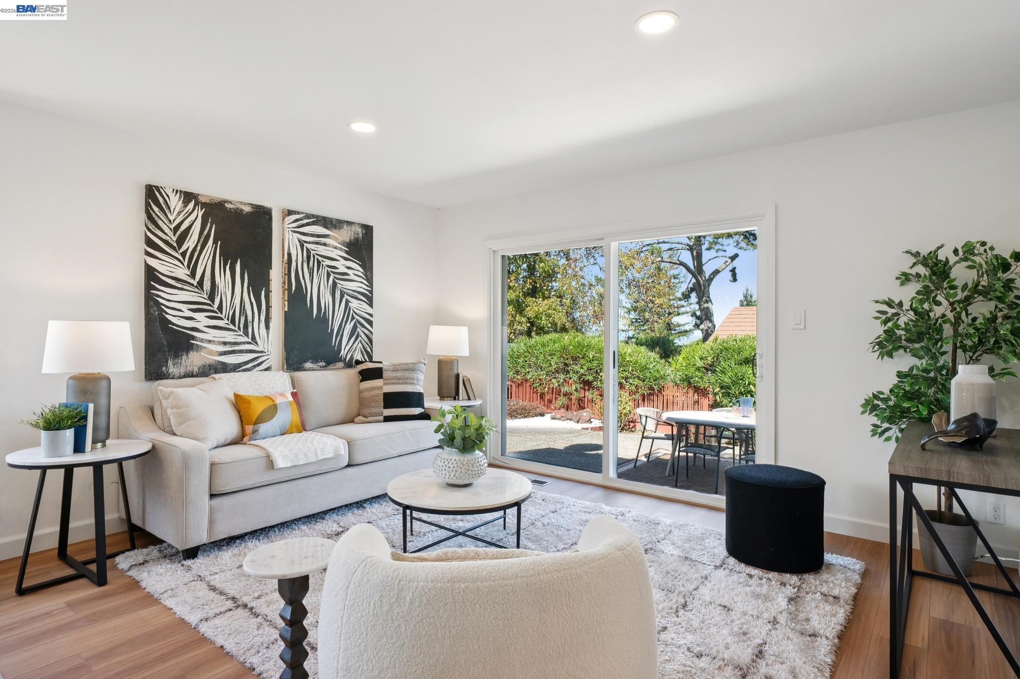 Detail Gallery Image 26 of 59 For 13048 Brookpark Rd, Oakland,  CA 94619 - 4 Beds | 2/1 Baths