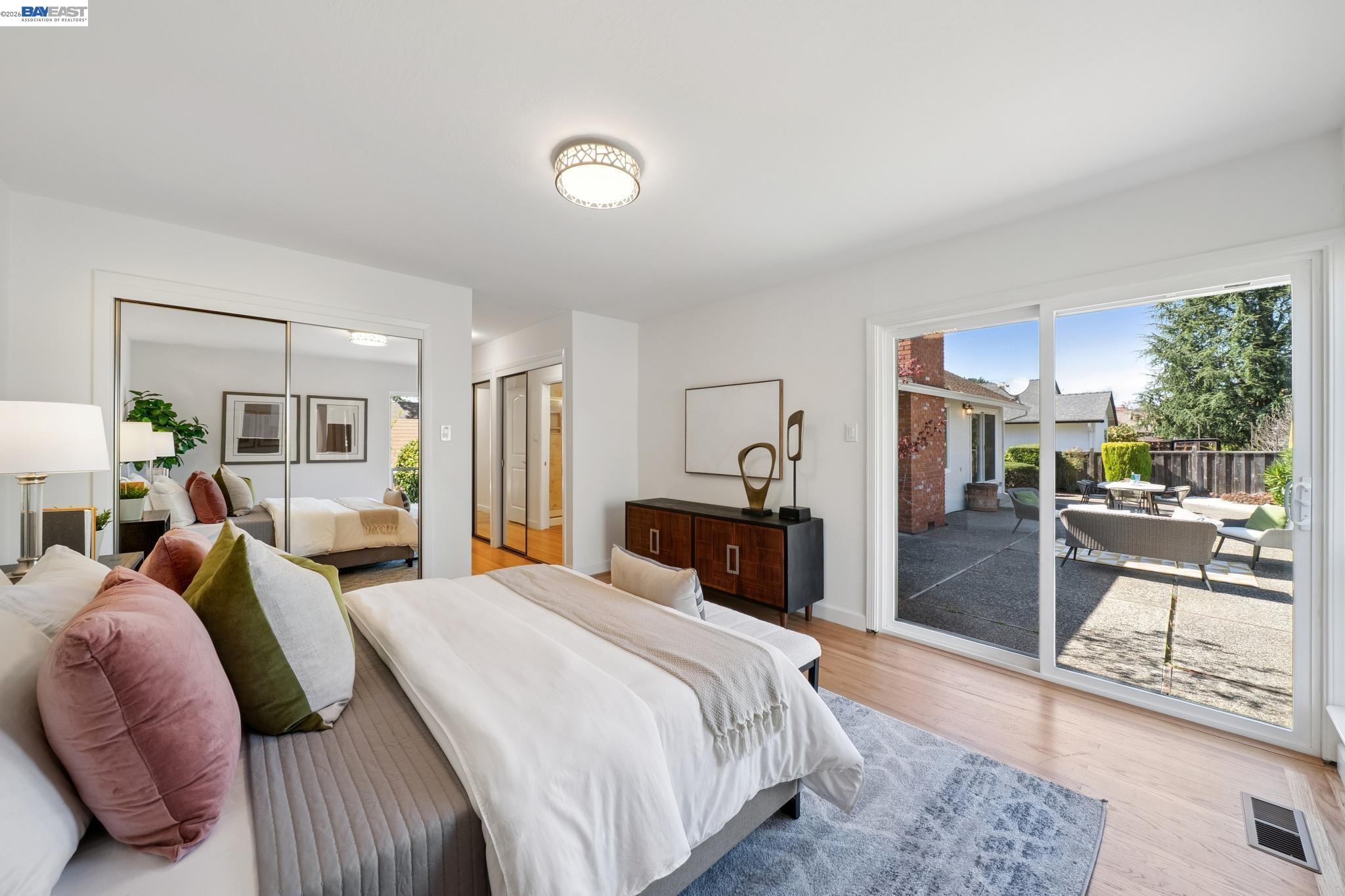 Detail Gallery Image 32 of 59 For 13048 Brookpark Rd, Oakland,  CA 94619 - 4 Beds | 2/1 Baths