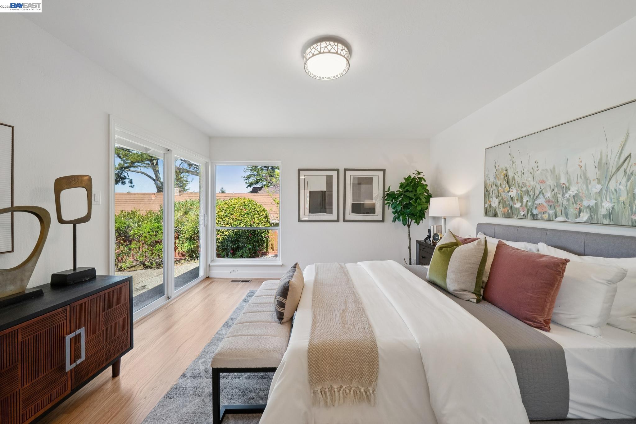 Detail Gallery Image 33 of 59 For 13048 Brookpark Rd, Oakland,  CA 94619 - 4 Beds | 2/1 Baths