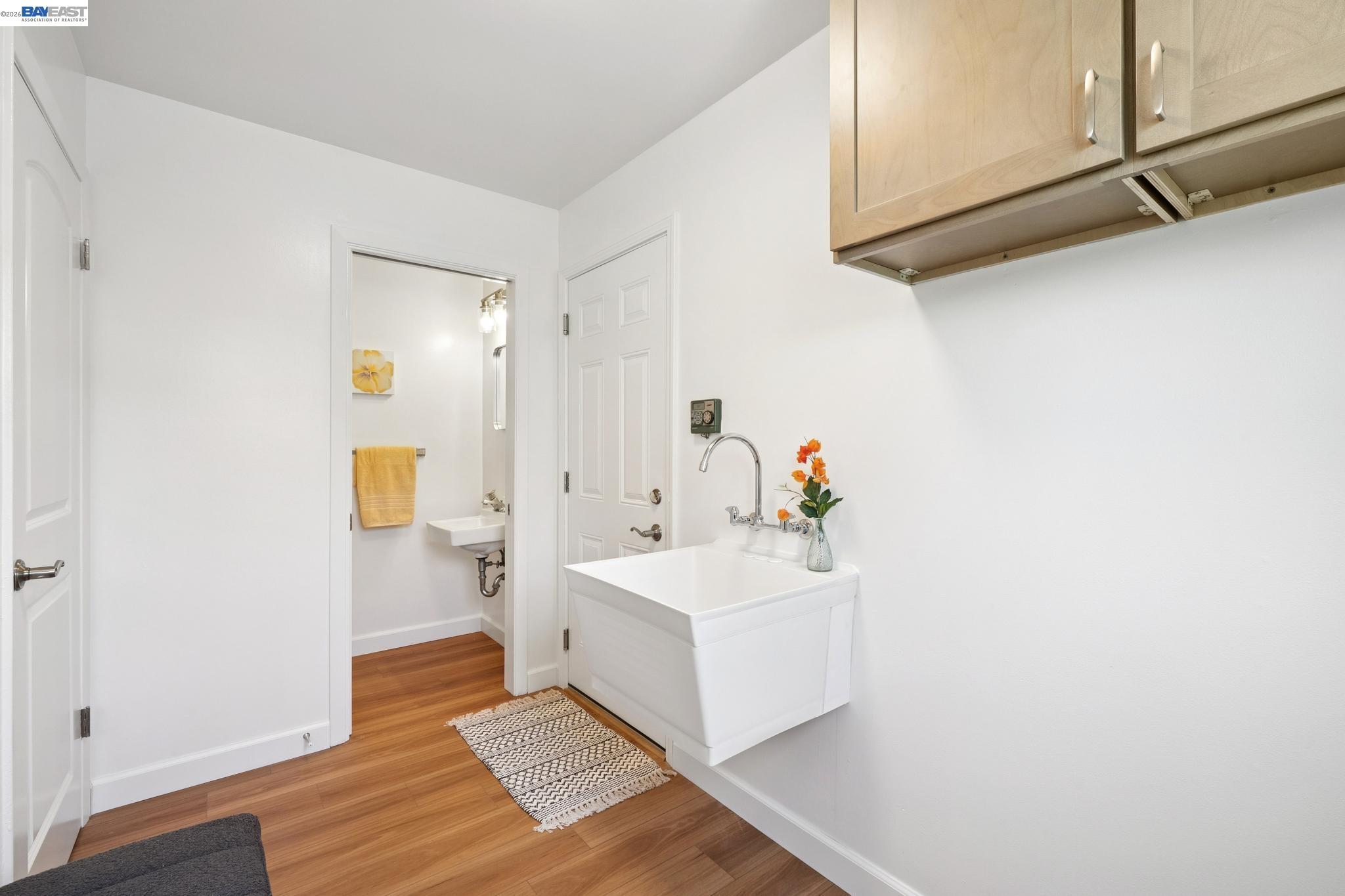 Detail Gallery Image 44 of 59 For 13048 Brookpark Rd, Oakland,  CA 94619 - 4 Beds | 2/1 Baths