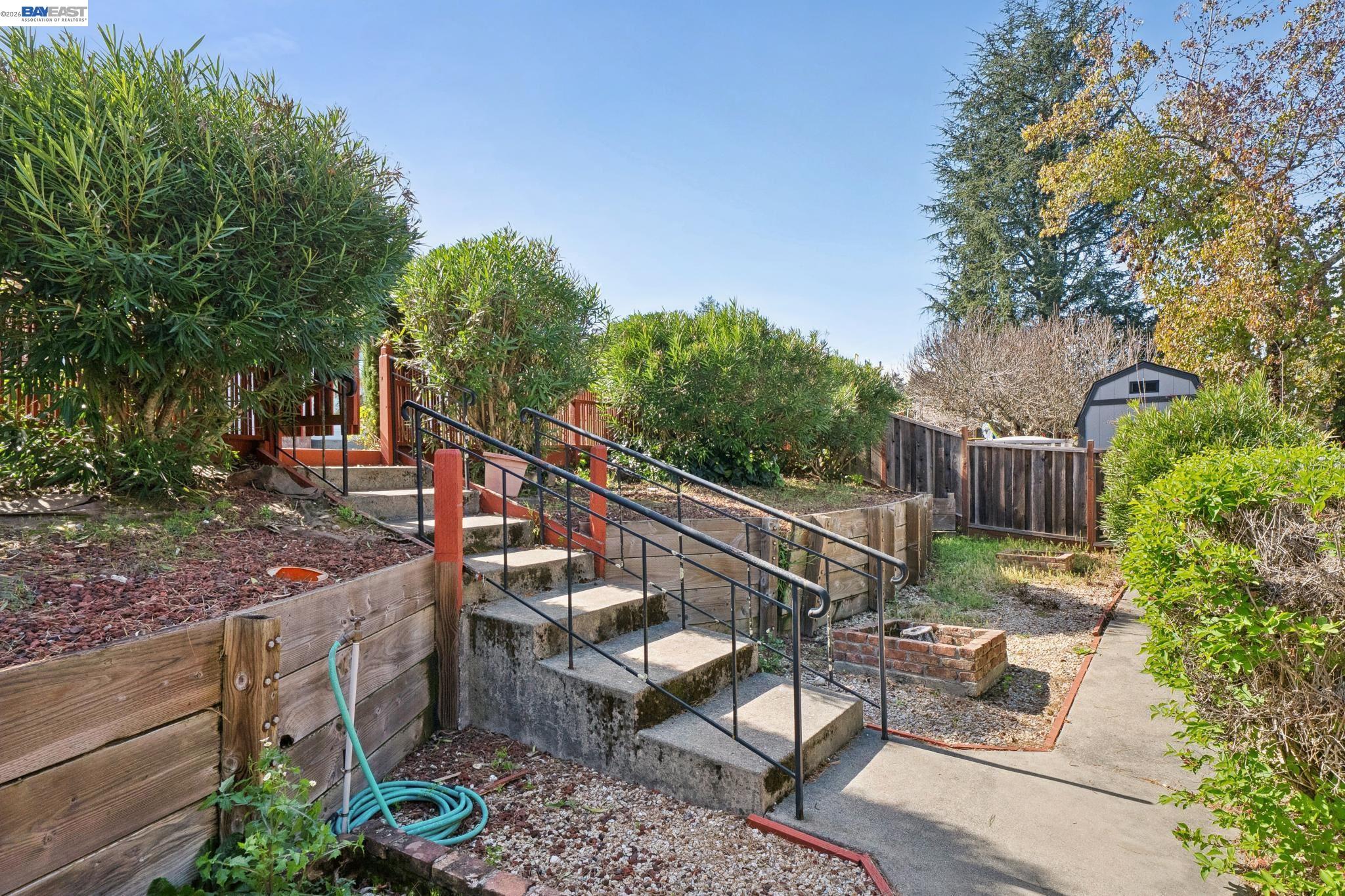 Detail Gallery Image 55 of 59 For 13048 Brookpark Rd, Oakland,  CA 94619 - 4 Beds | 2/1 Baths