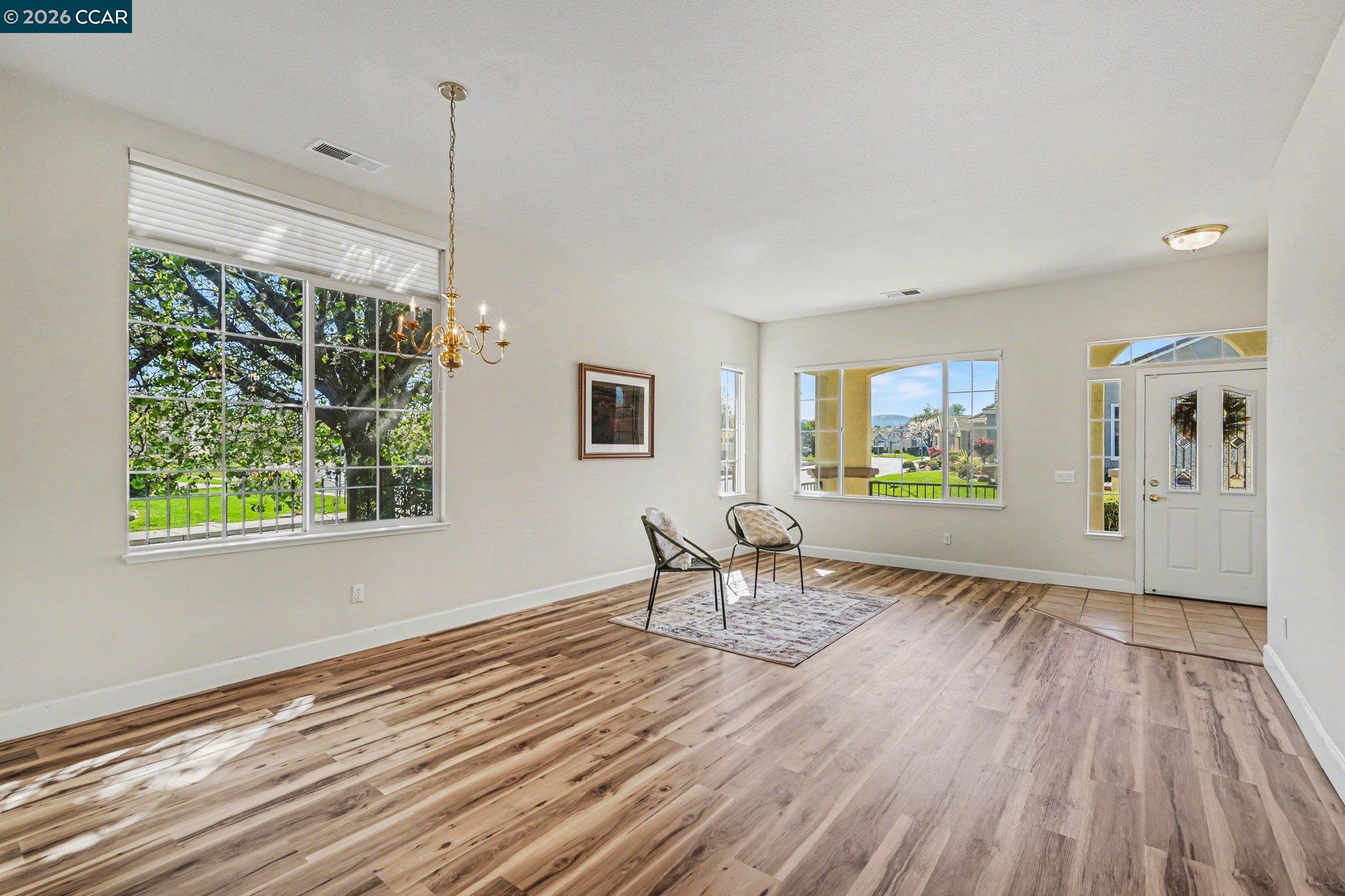 Detail Gallery Image 3 of 18 For 252 Wickson Way, Brentwood,  CA 94513 - 2 Beds | 2 Baths